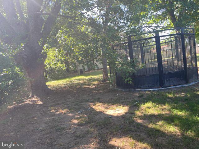 BRIAR PARK - Residential