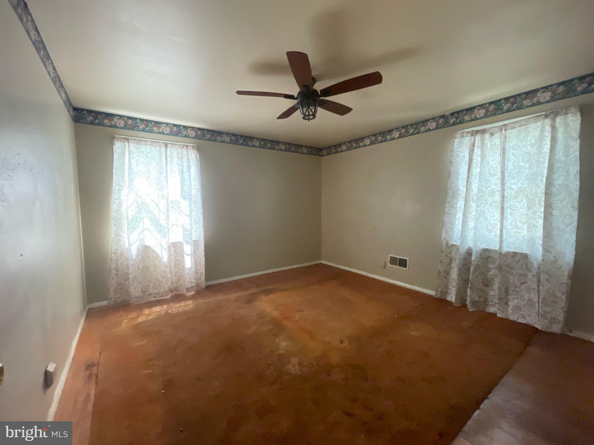 BRIAR PARK - Residential