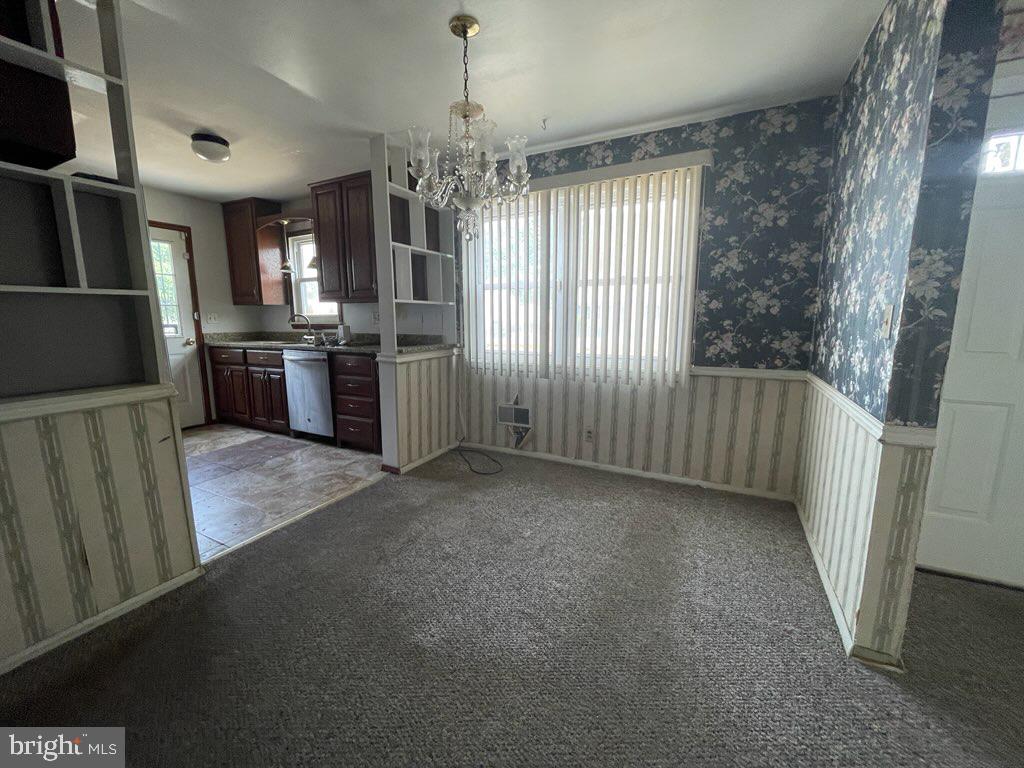 BRIAR PARK - Residential