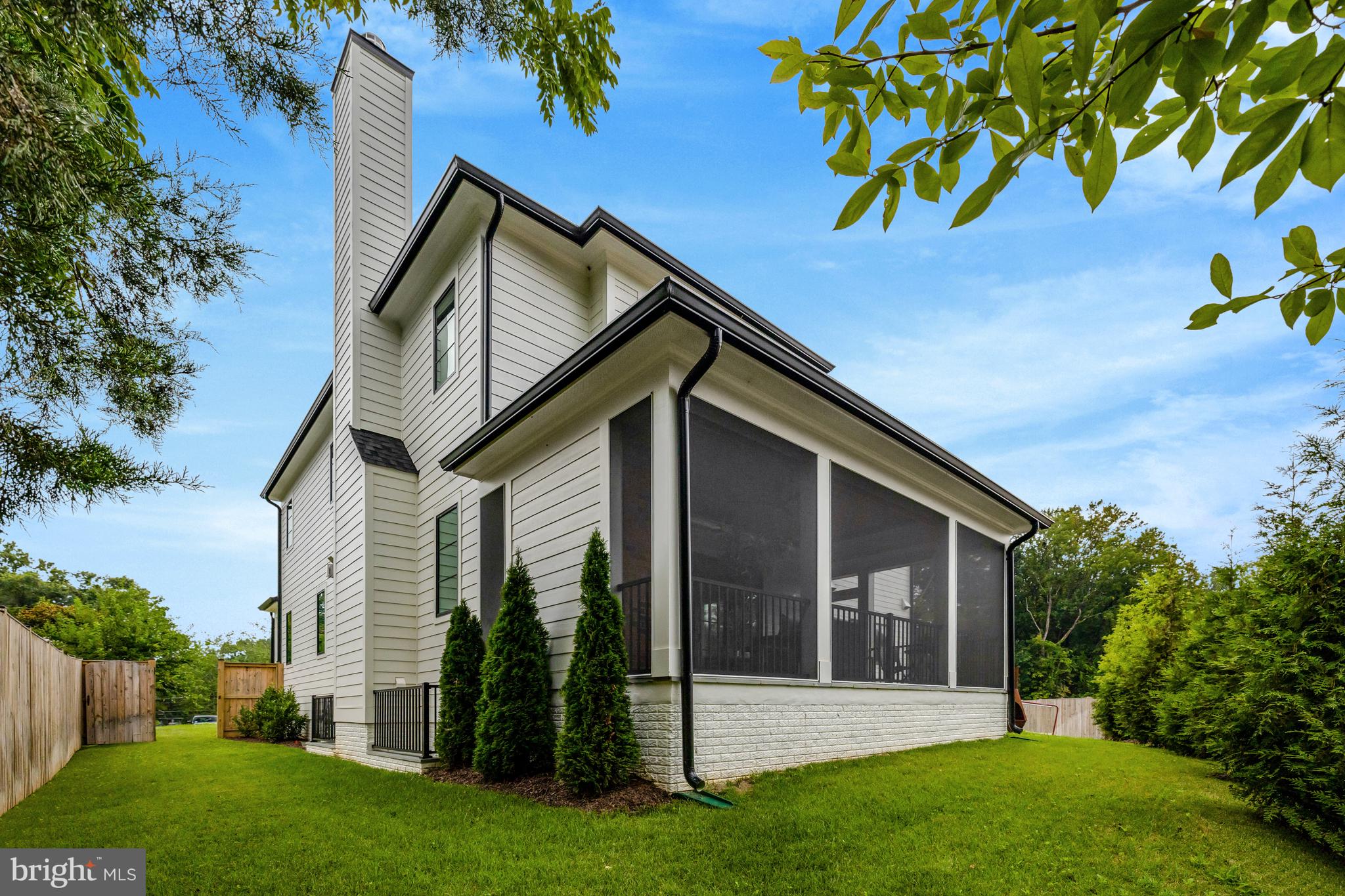 MANORS AT MCNAIR FARMS - Residential