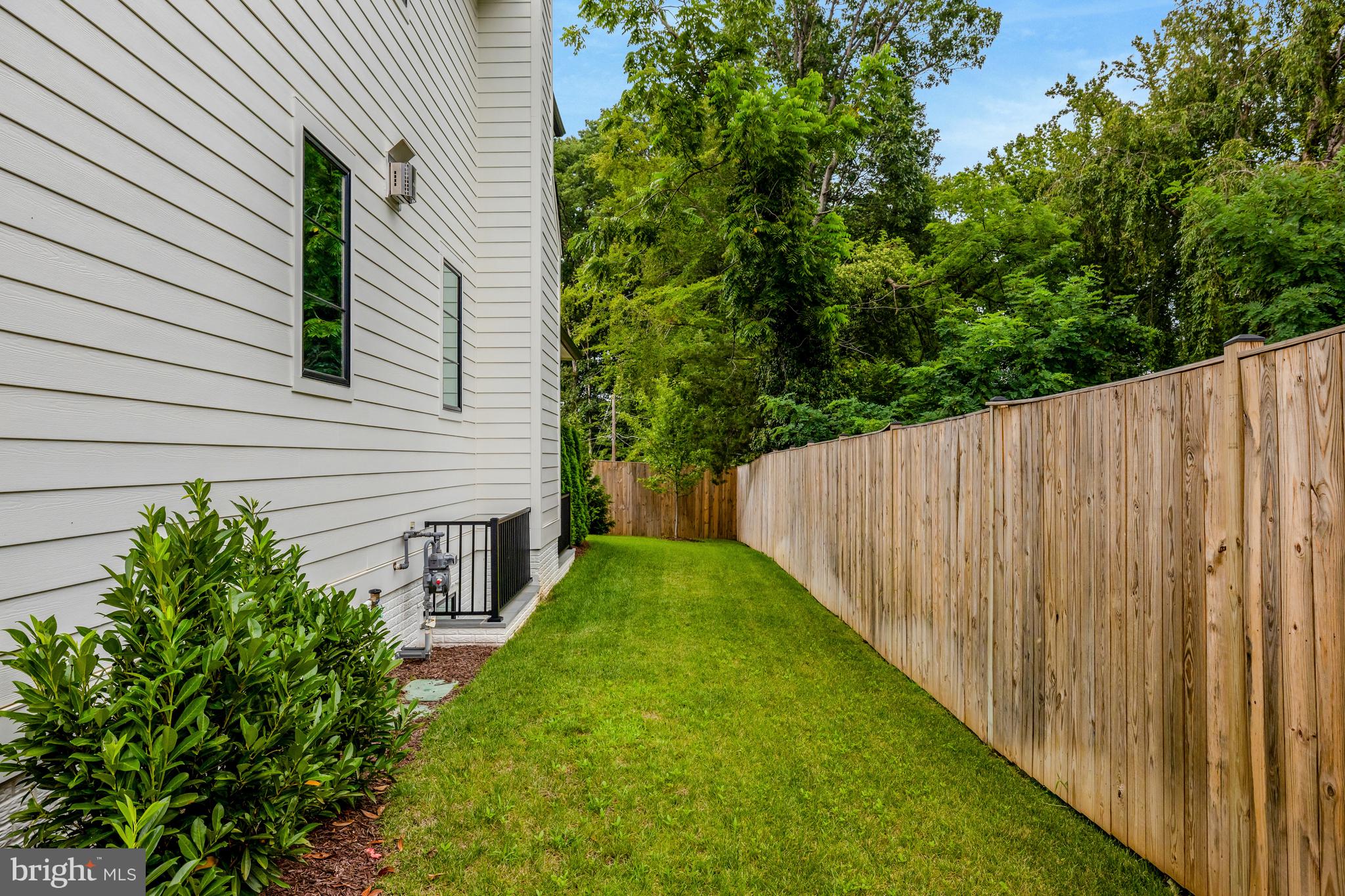 MANORS AT MCNAIR FARMS - Residential