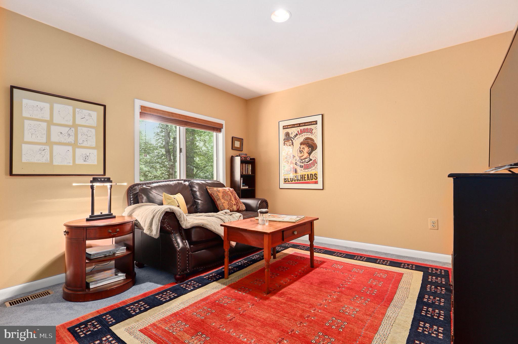 OWINGS MANOR - Residential