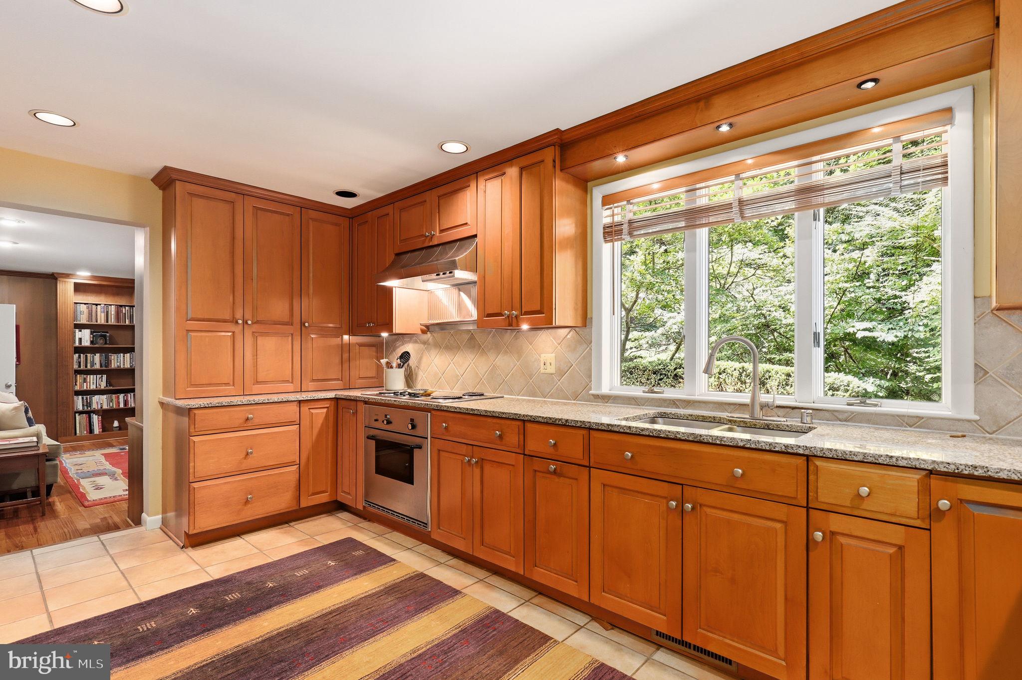 OWINGS MANOR - Residential