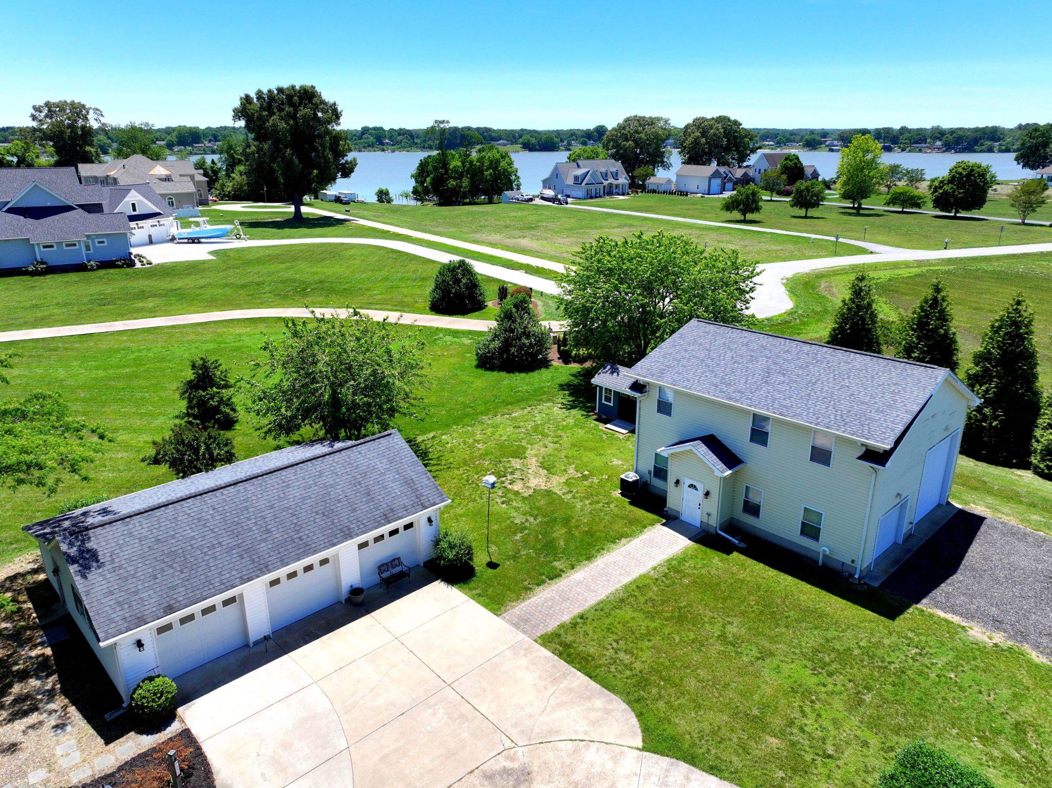 BARRACK HOME PLACE - Residential