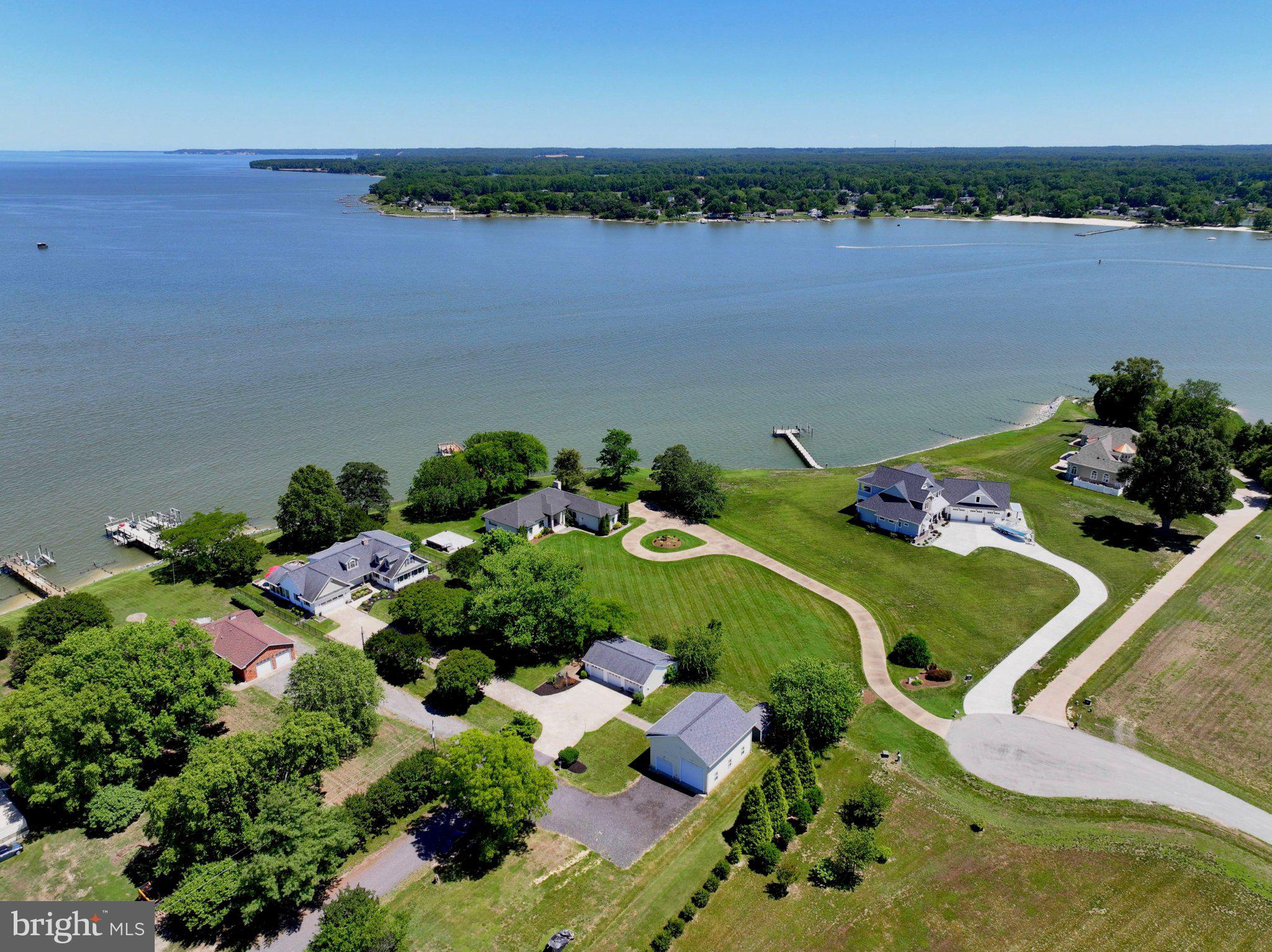 BARRACK HOME PLACE - Residential