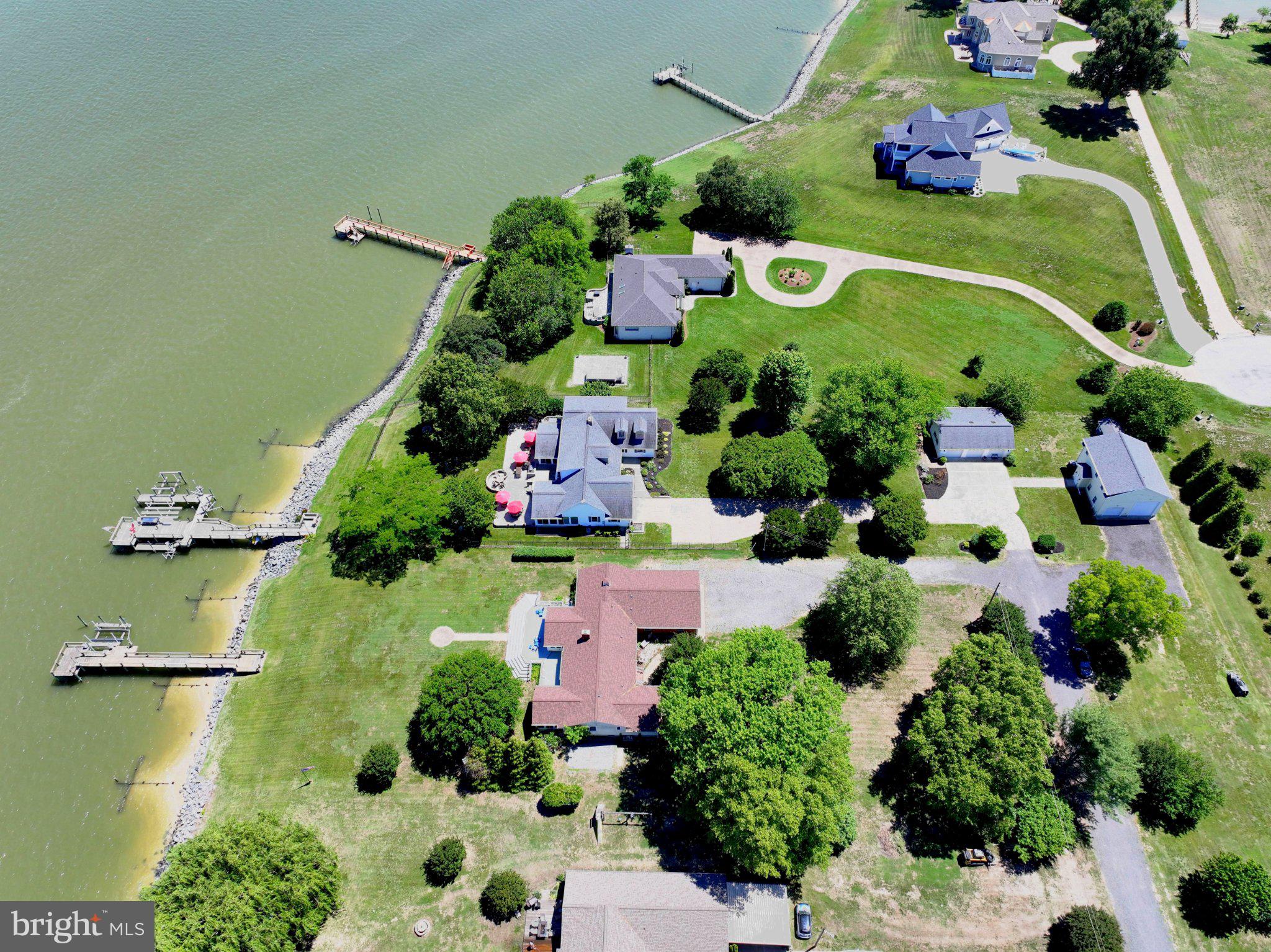 BARRACK HOME PLACE - Residential