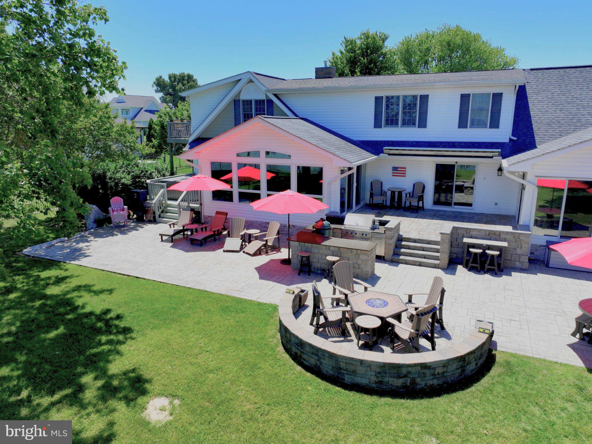 BARRACK HOME PLACE - Residential