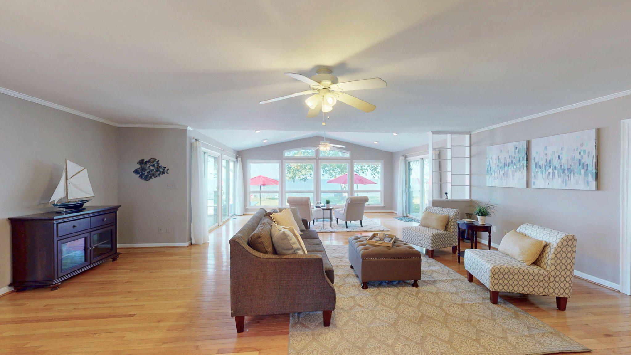 BARRACK HOME PLACE - Residential