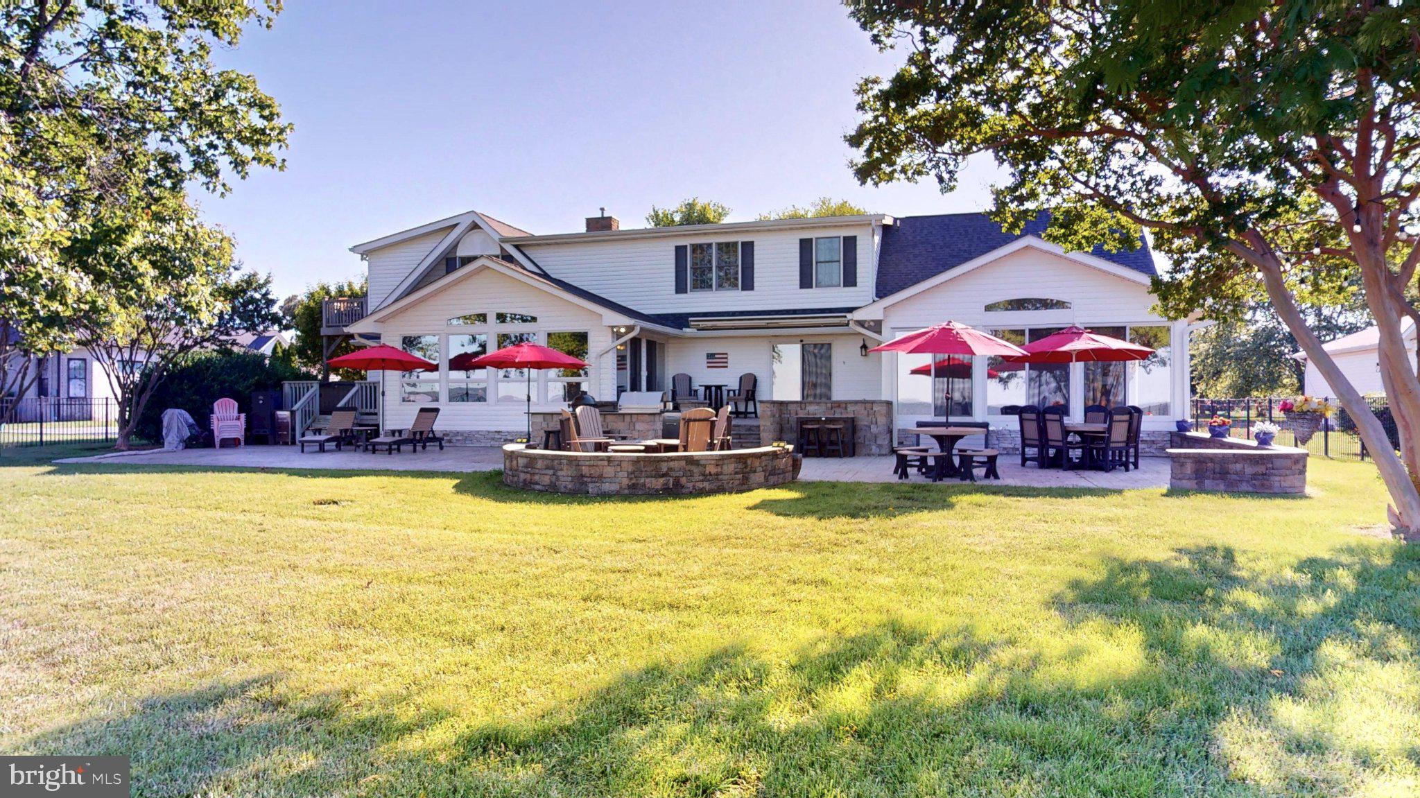 BARRACK HOME PLACE - Residential