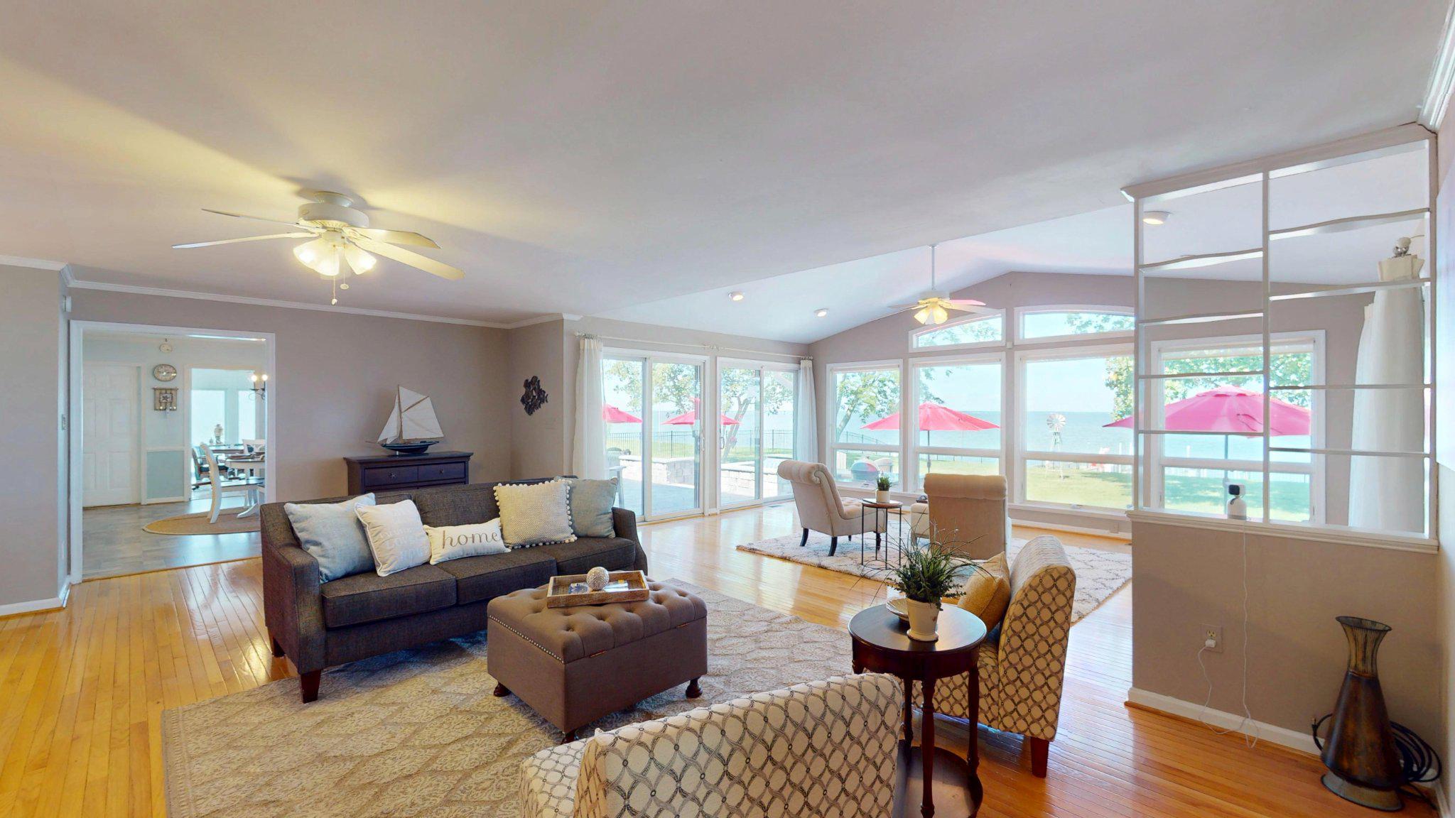 BARRACK HOME PLACE - Residential