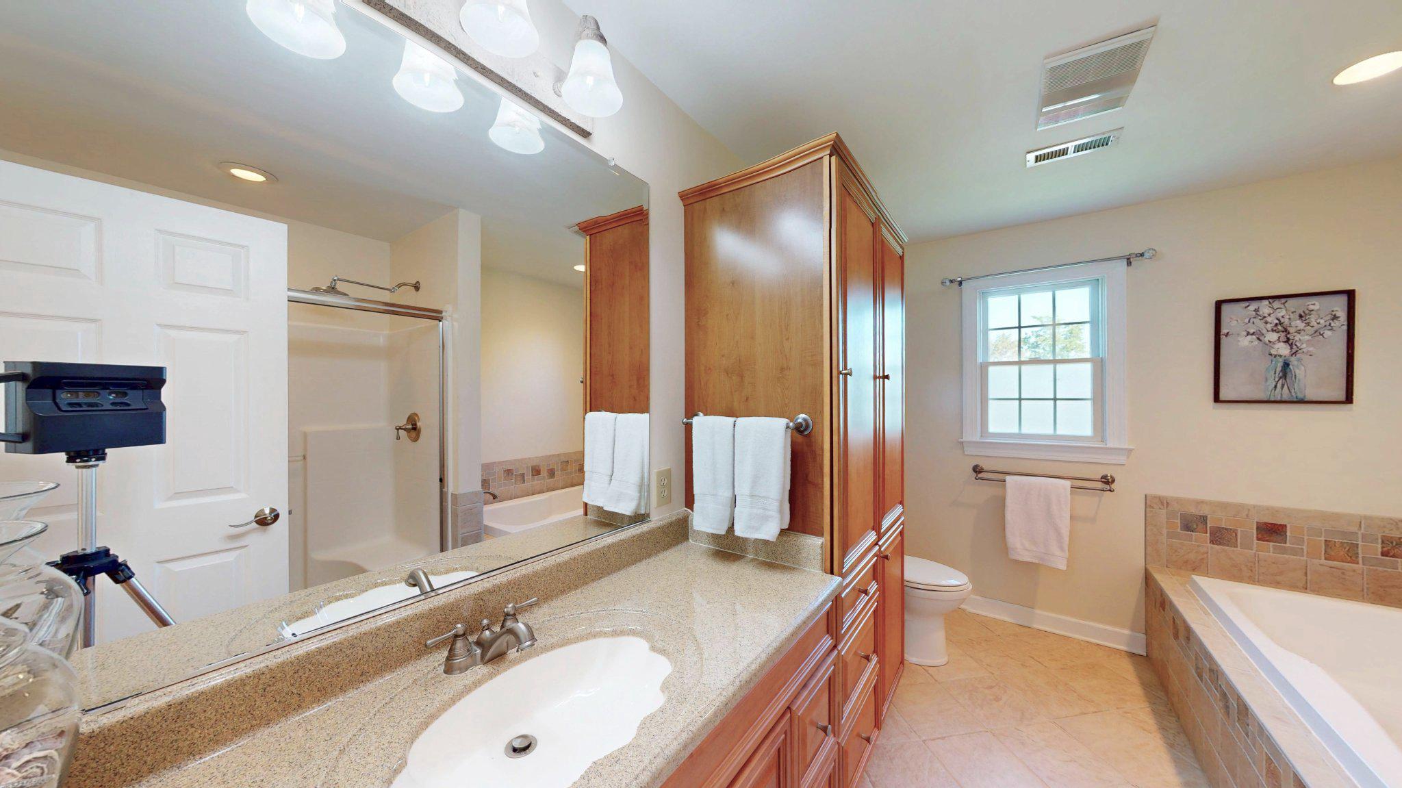 BARRACK HOME PLACE - Residential