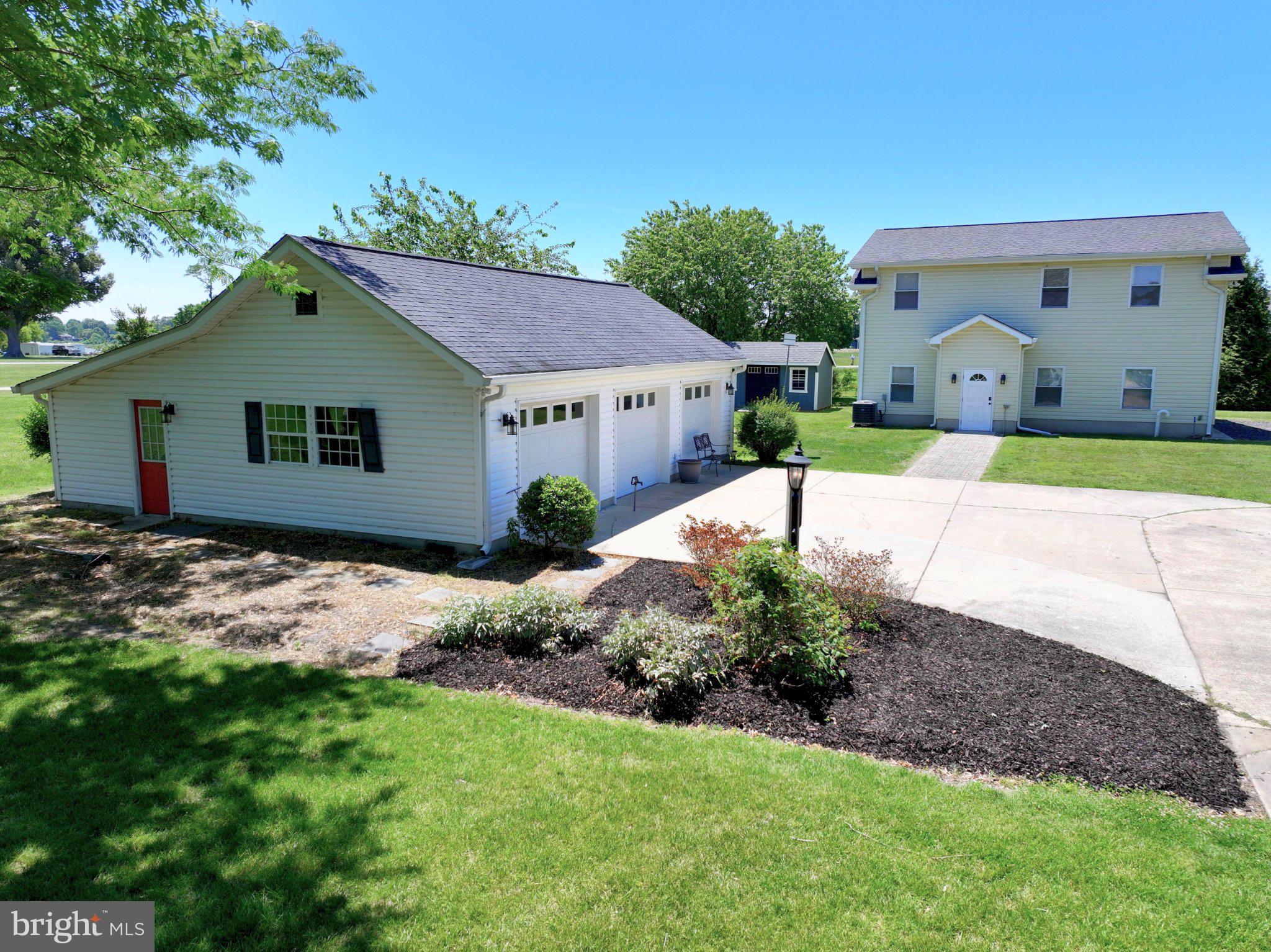 BARRACK HOME PLACE - Residential