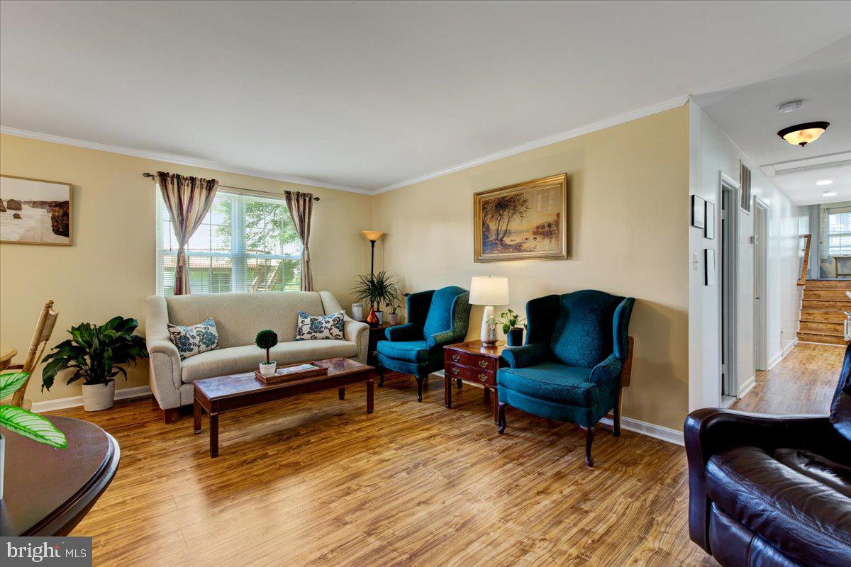 HUNTERS WOODS - Residential