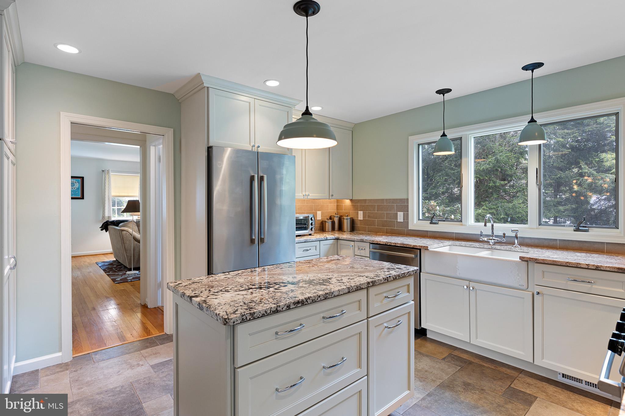 HOLLINGSWORTH - Residential
