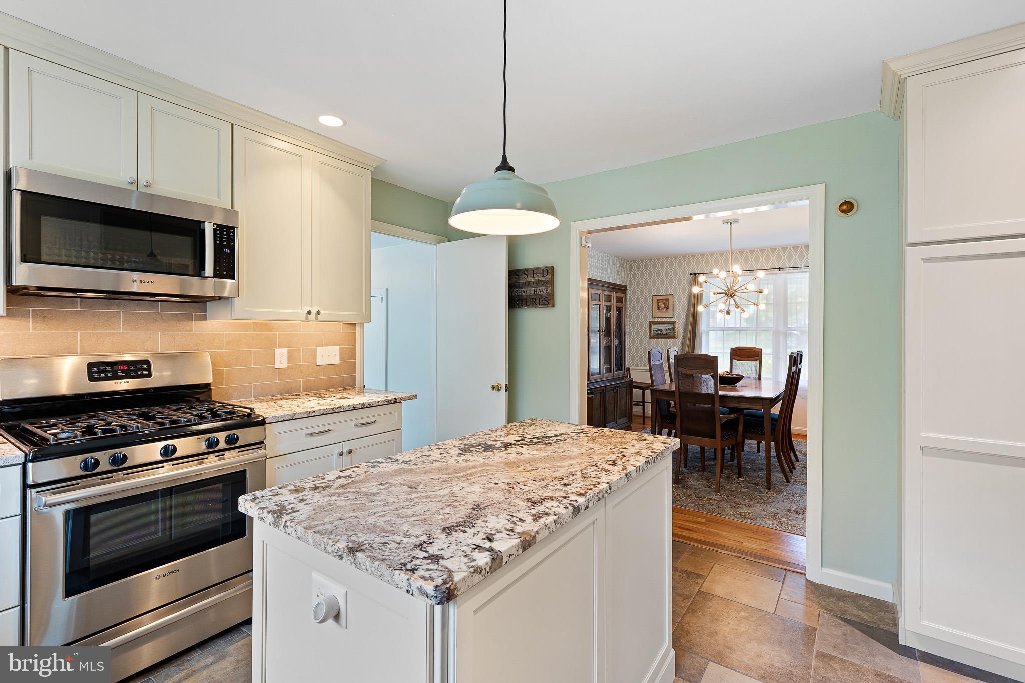 HOLLINGSWORTH - Residential