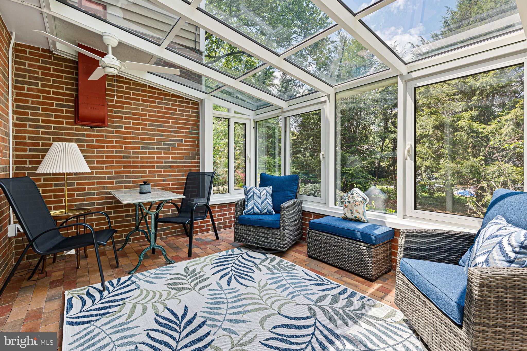 HOLLINGSWORTH - Residential