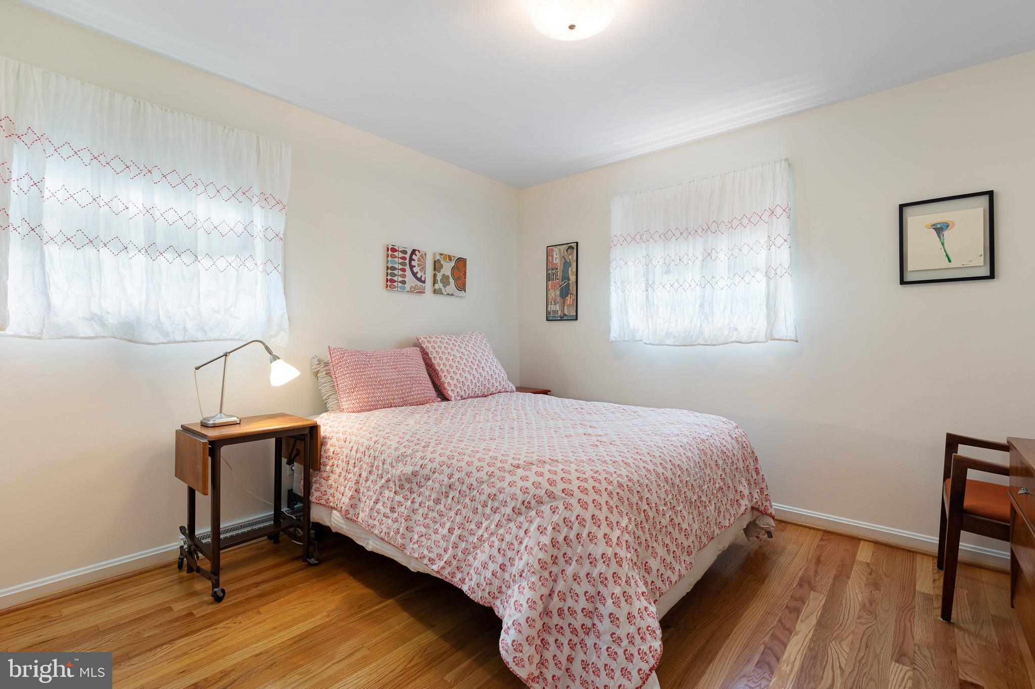 HOLLINGSWORTH - Residential
