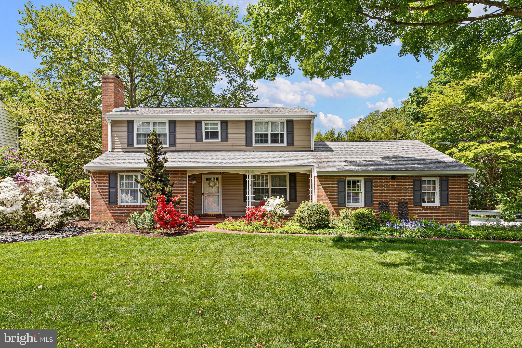 HOLLINGSWORTH - Residential