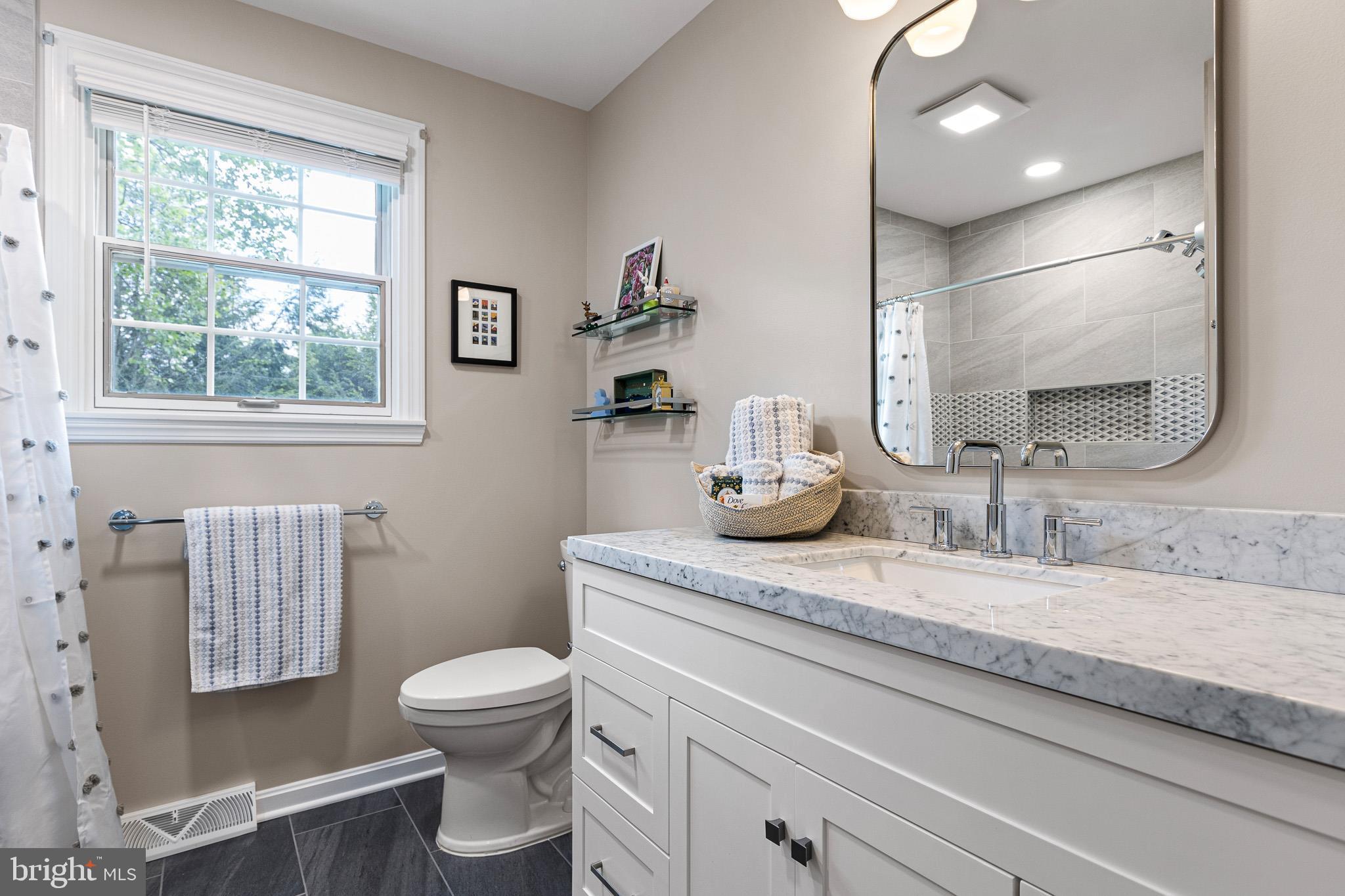 HOLLINGSWORTH - Residential