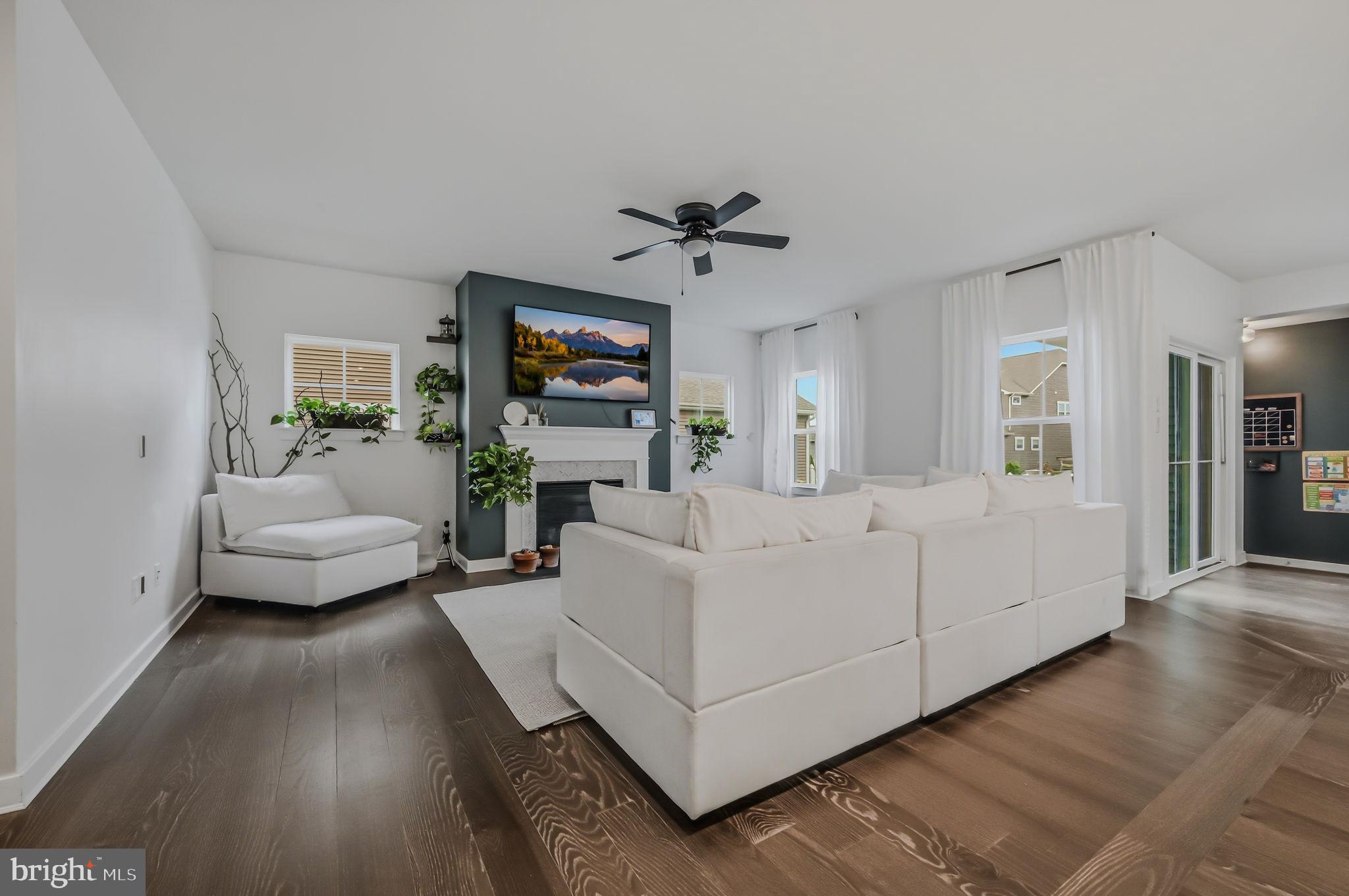 PARKSIDE - Residential