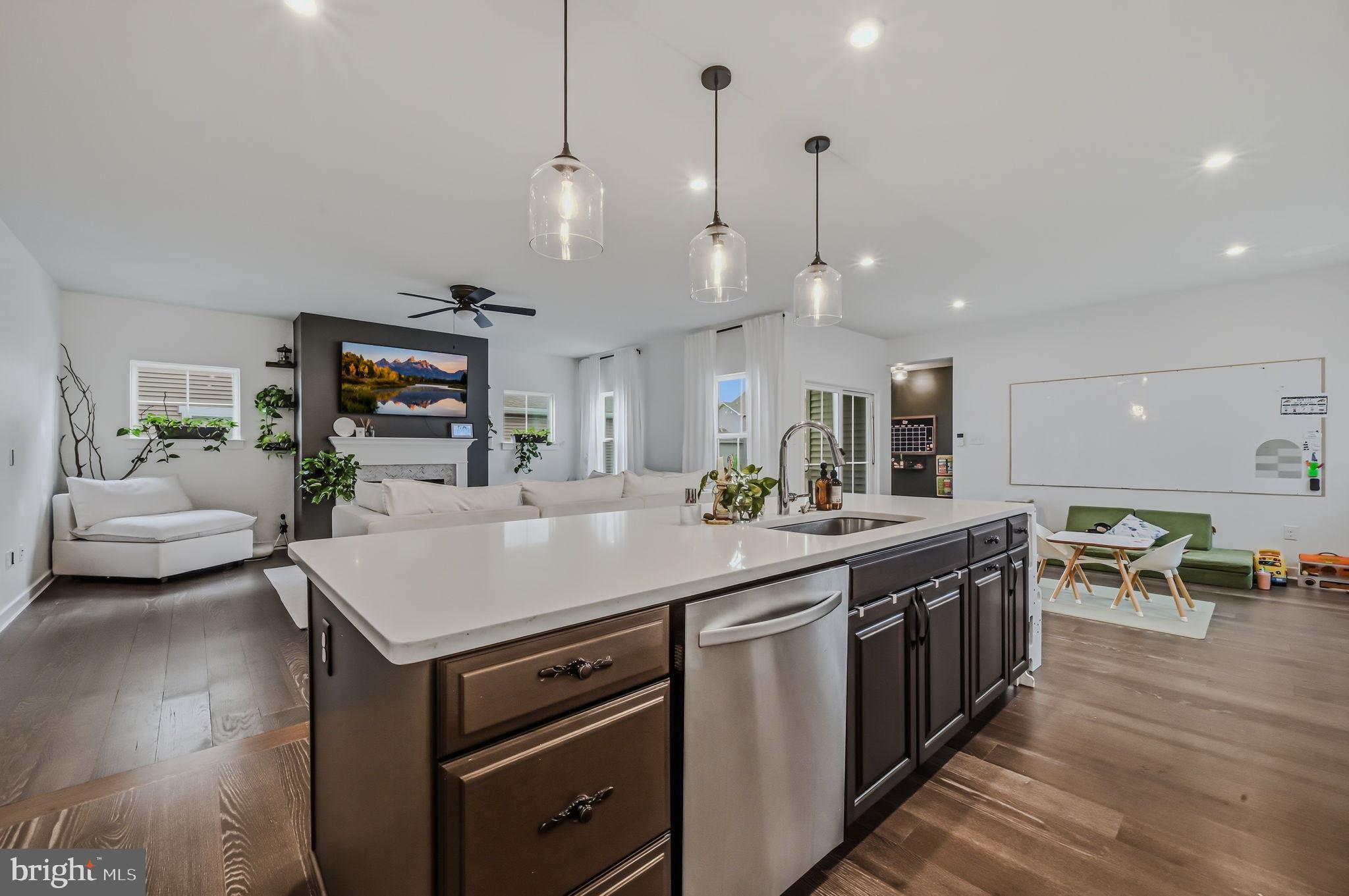 PARKSIDE - Residential