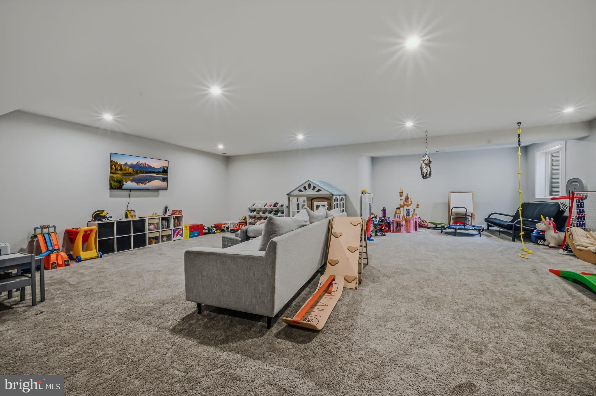 PARKSIDE - Residential