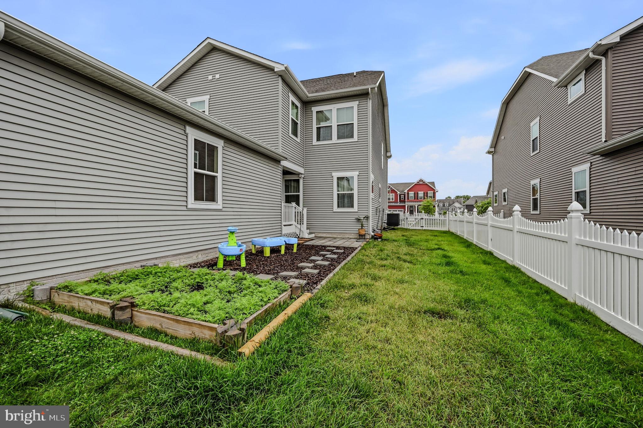 PARKSIDE - Residential
