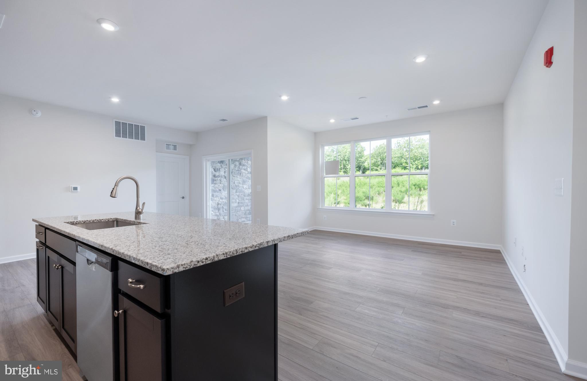EMBREY MILL - Residential