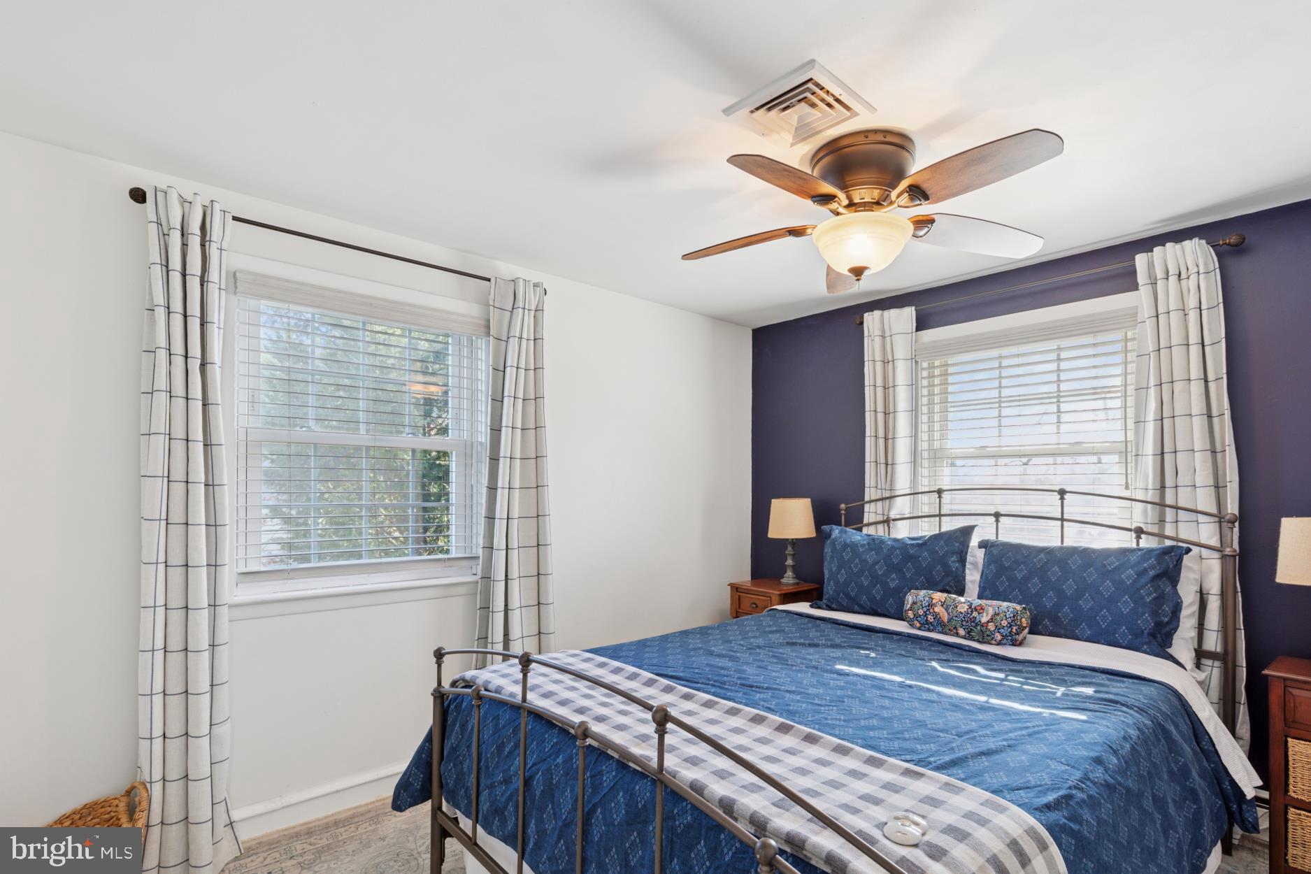 OAK HILL - Residential