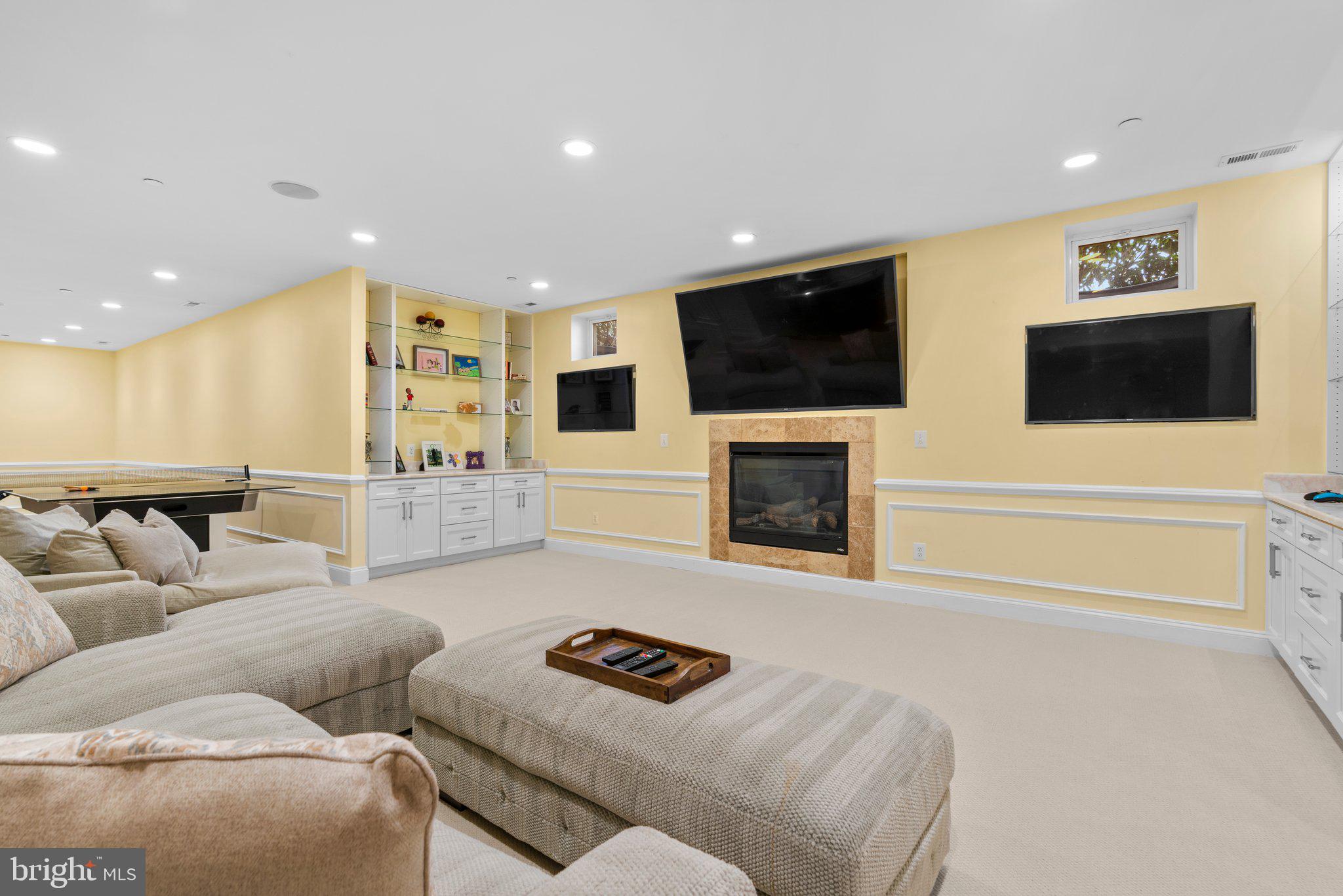 ANNAPOLIS PRESERVE - Residential