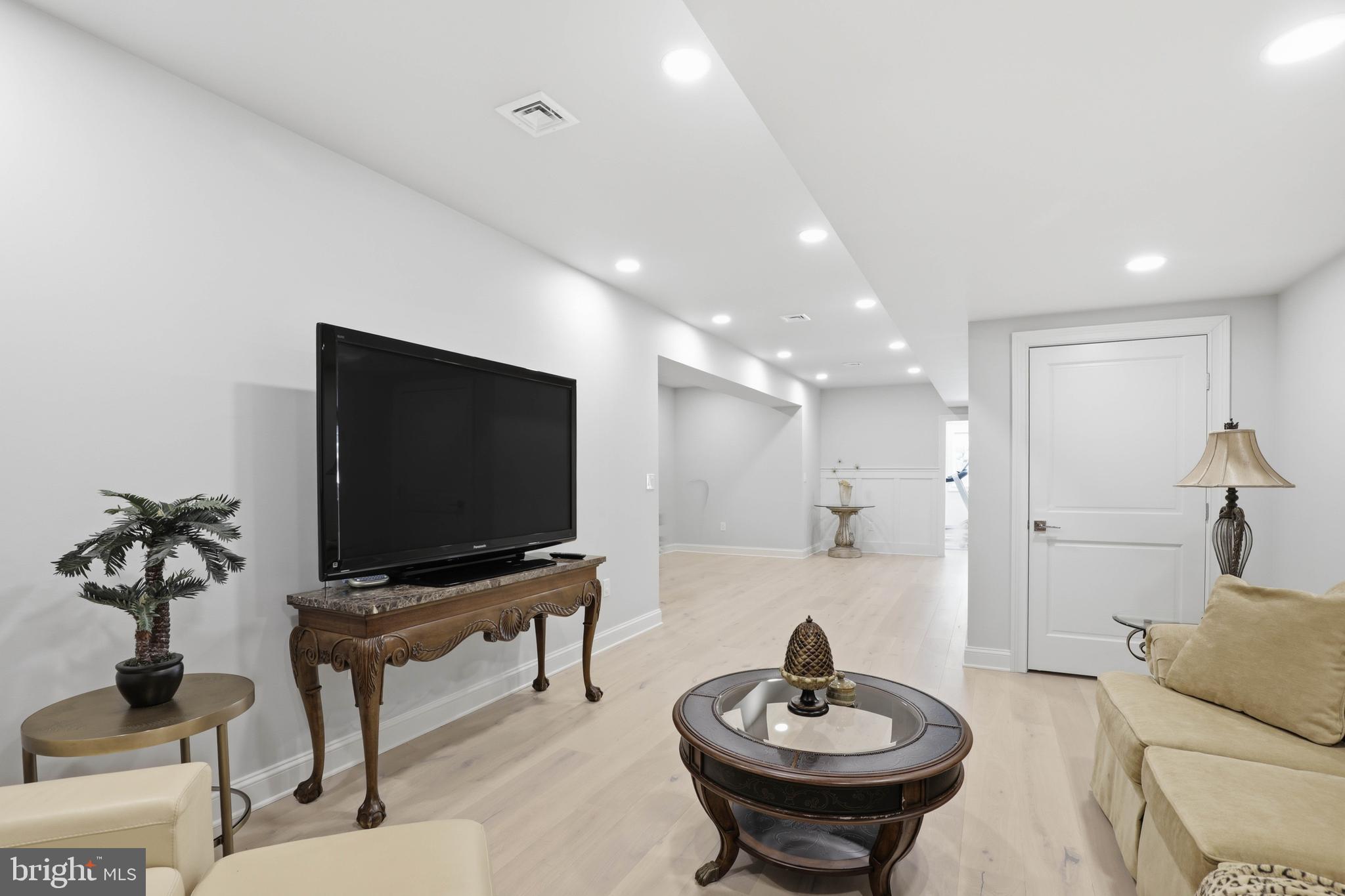 SPRING HAVEN - Residential