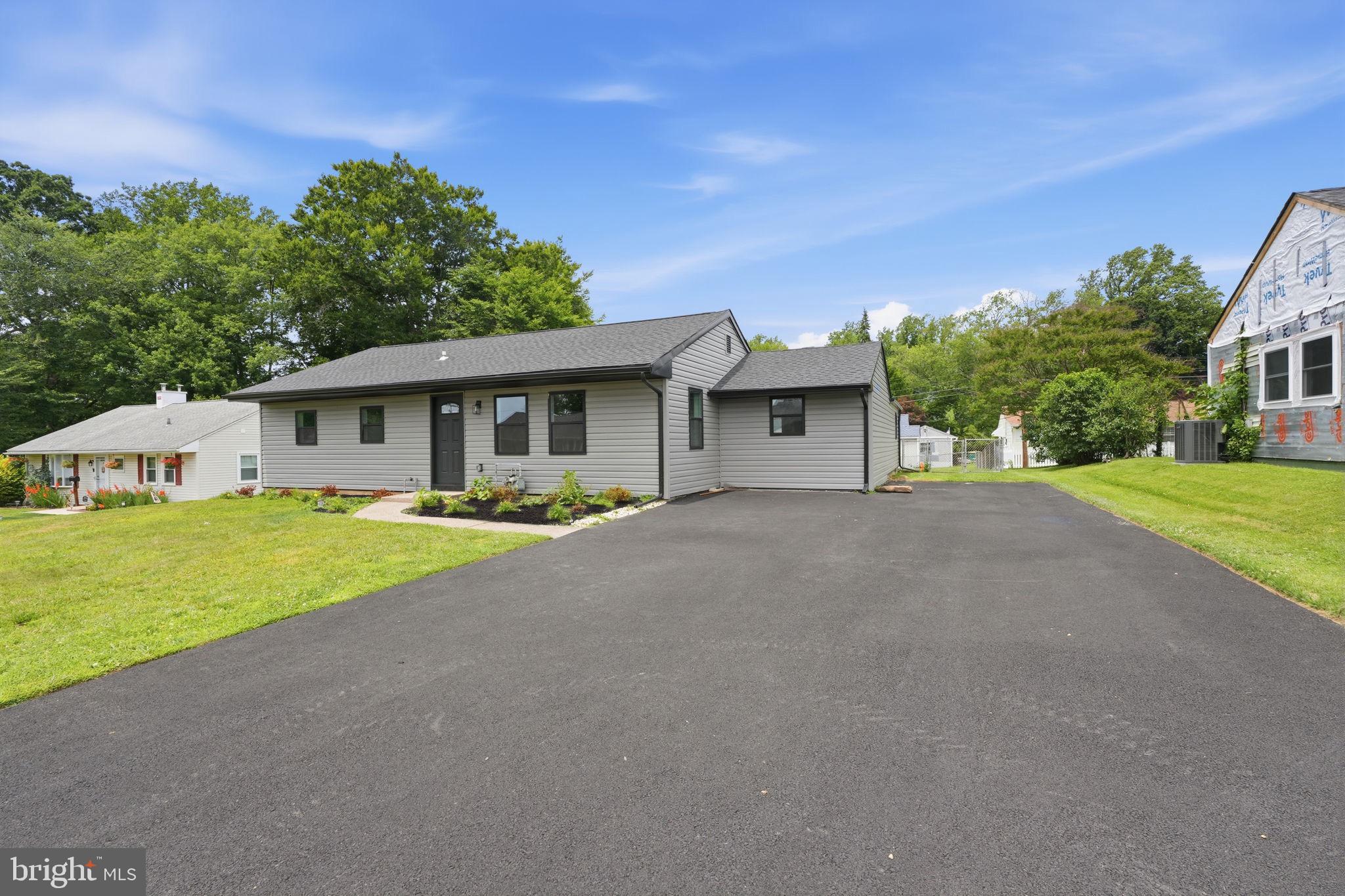 FAIRLESS HILLS - Residential