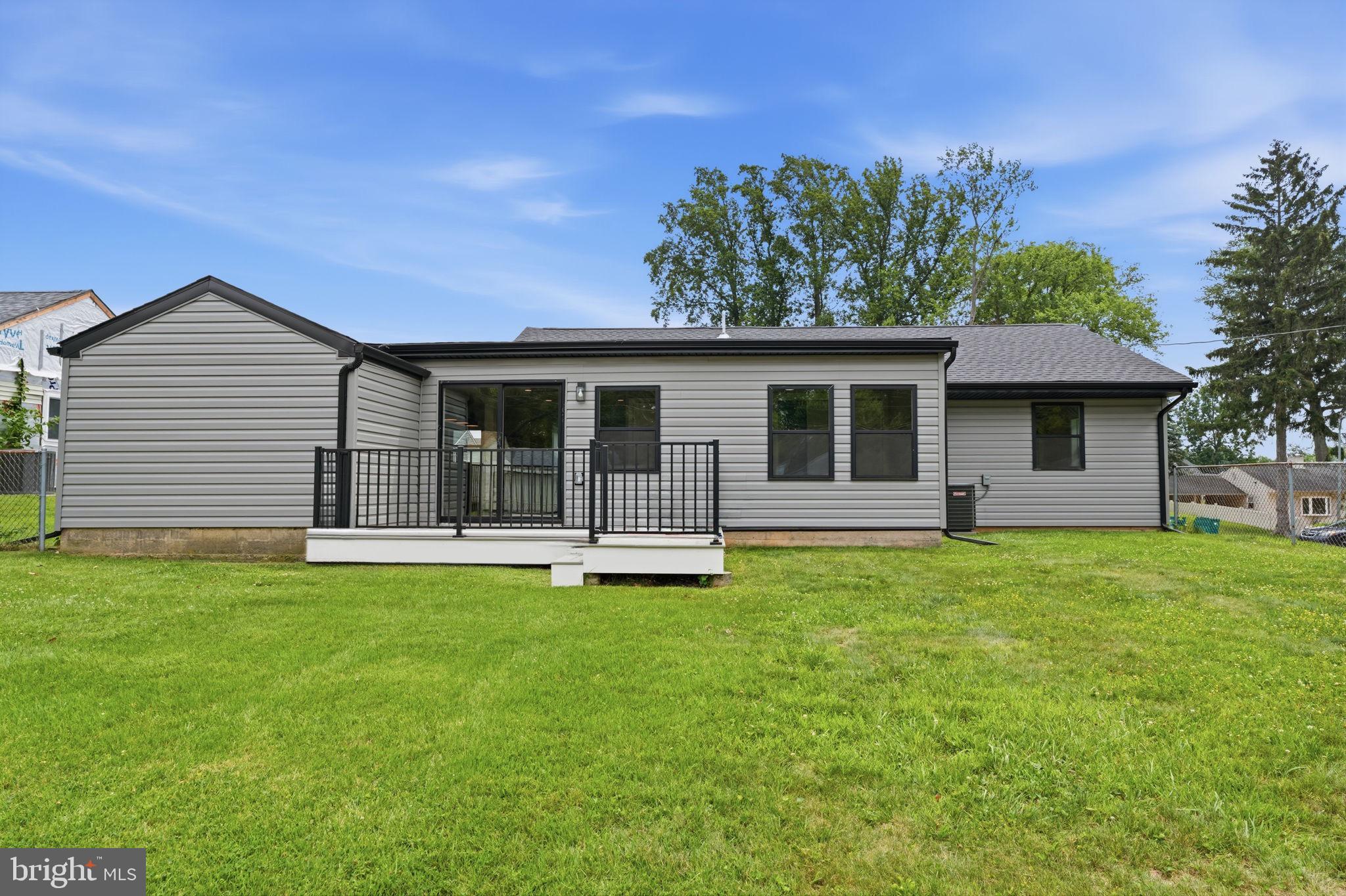 FAIRLESS HILLS - Residential