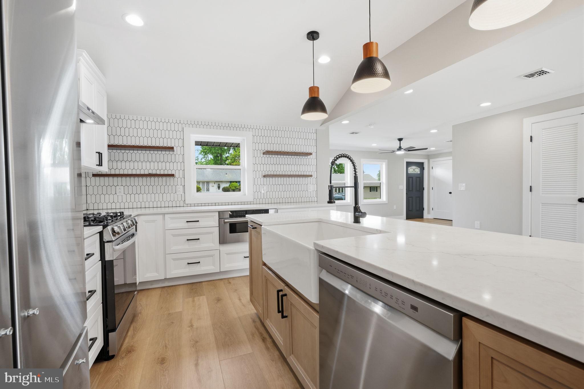 FAIRLESS HILLS - Residential