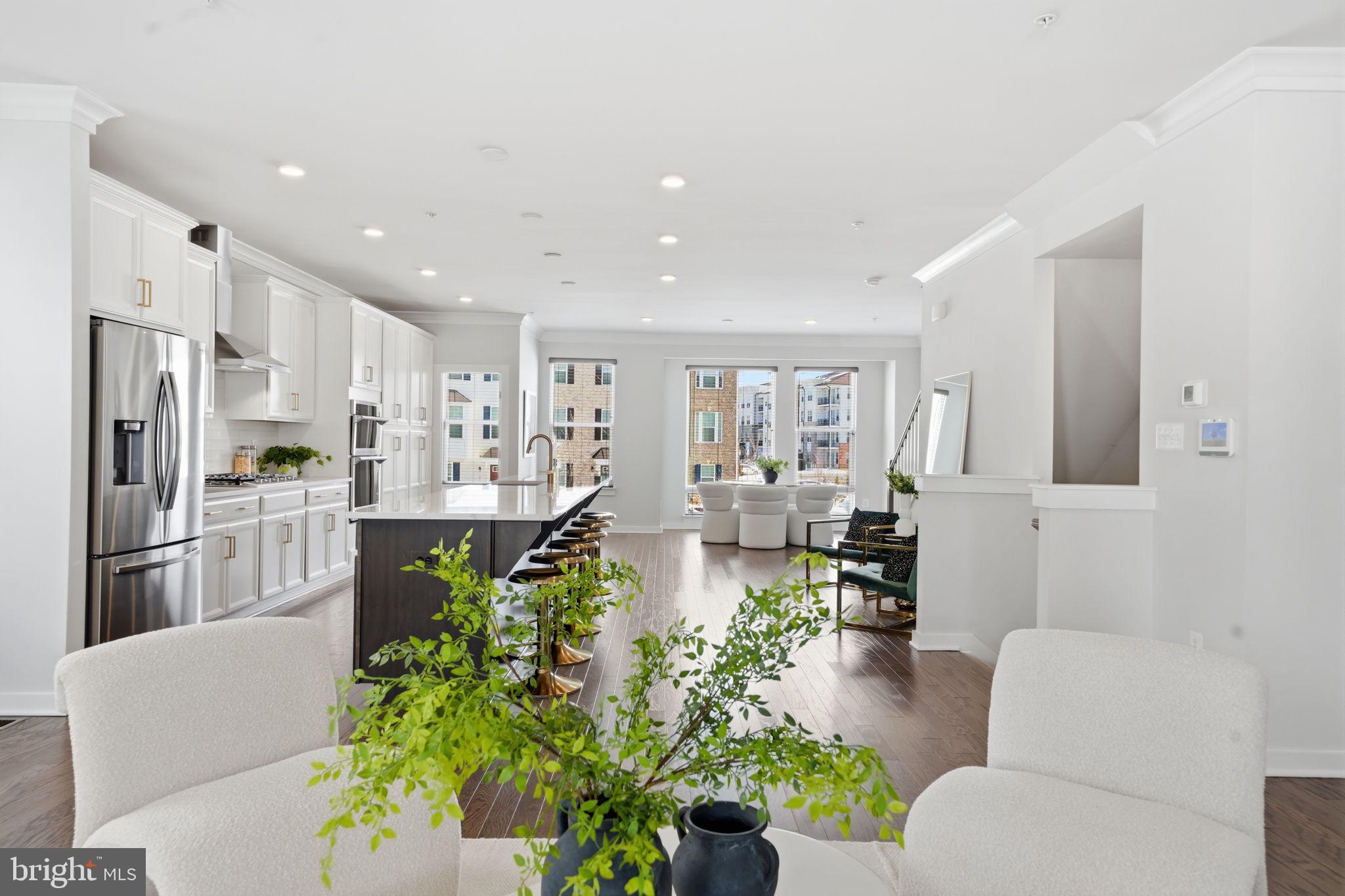 SOUTHLAKE - Residential