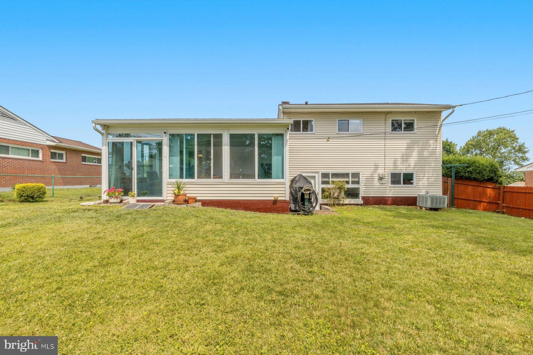 WESTVIEW PARK - Residential
