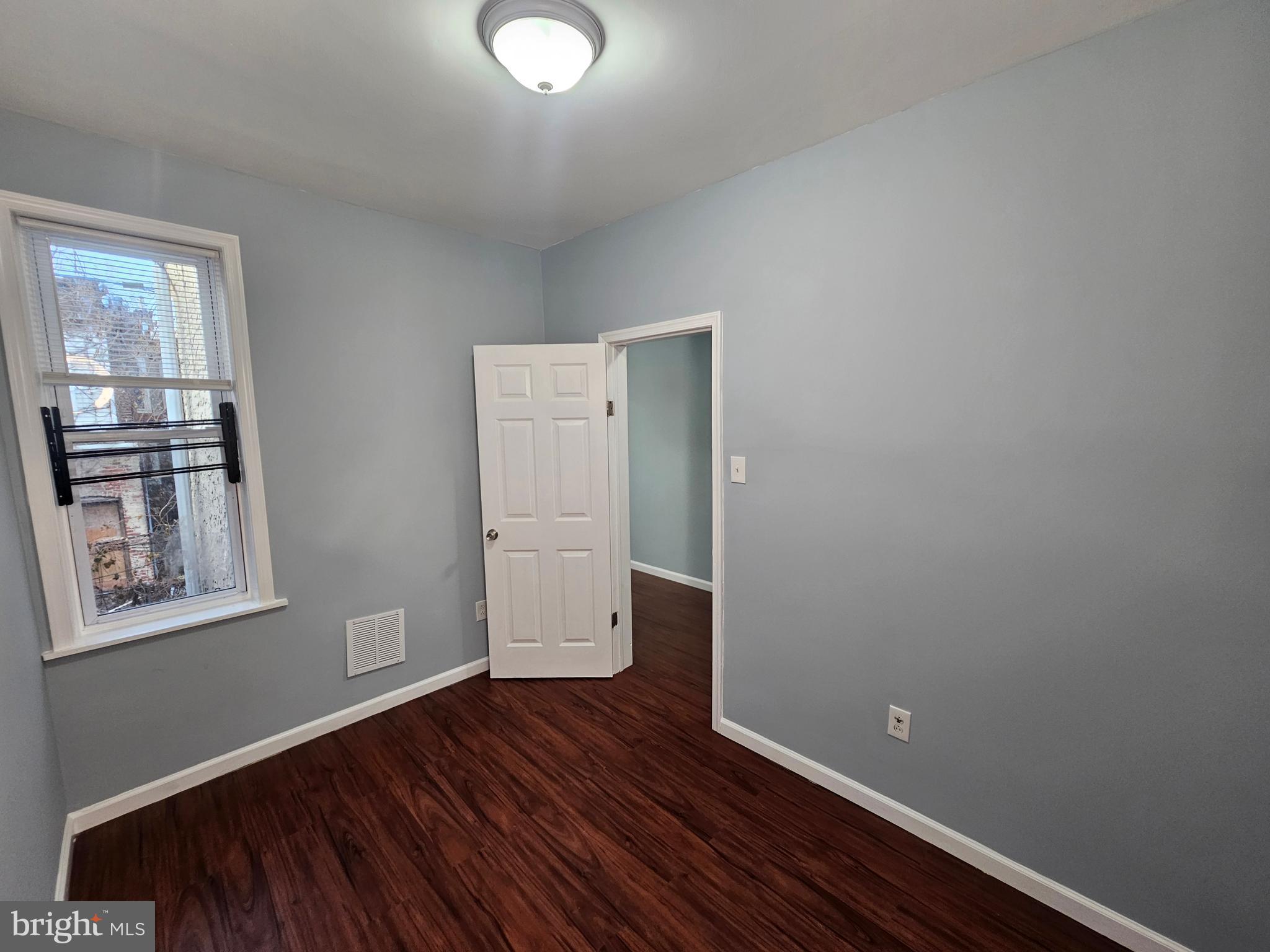 STRAWBERRY MANSION - Residential