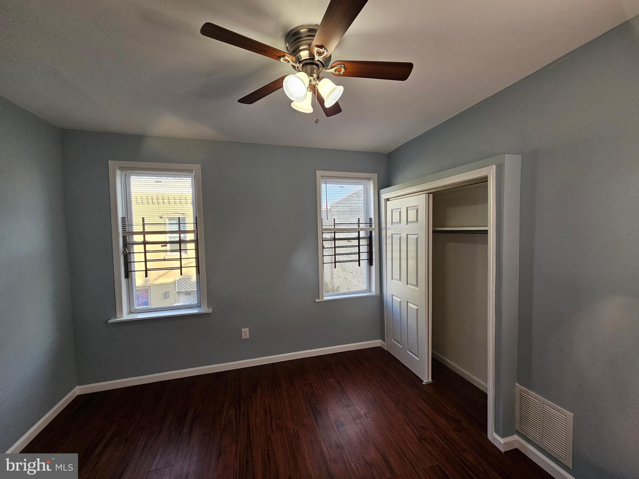 STRAWBERRY MANSION - Residential