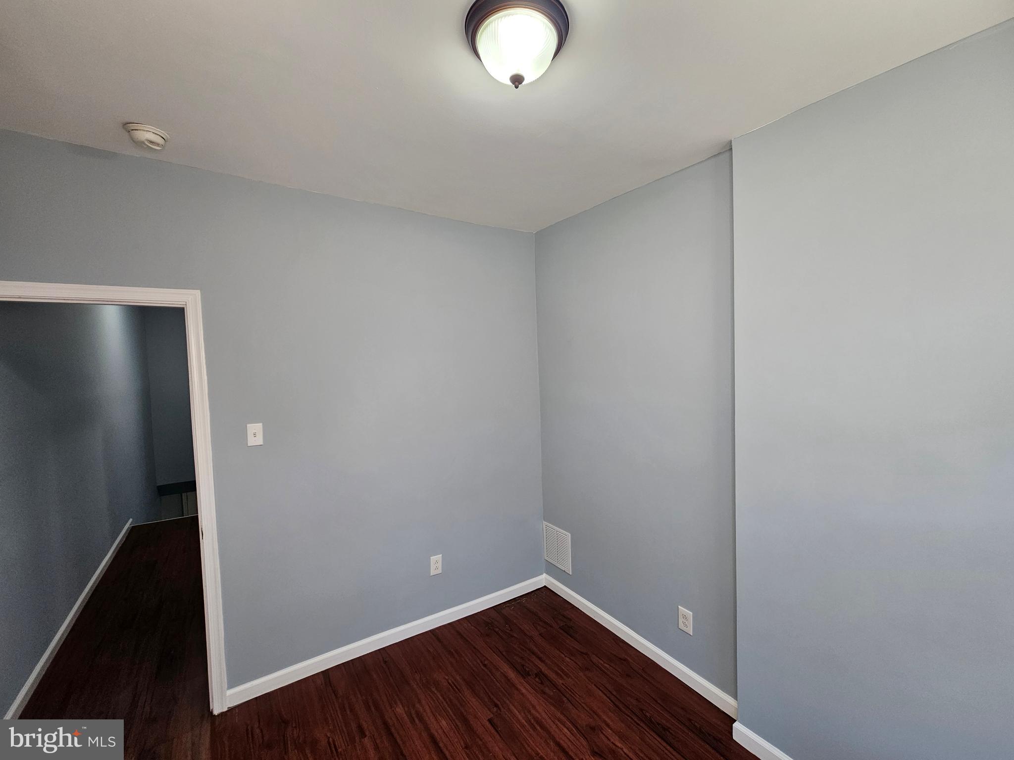 STRAWBERRY MANSION - Residential