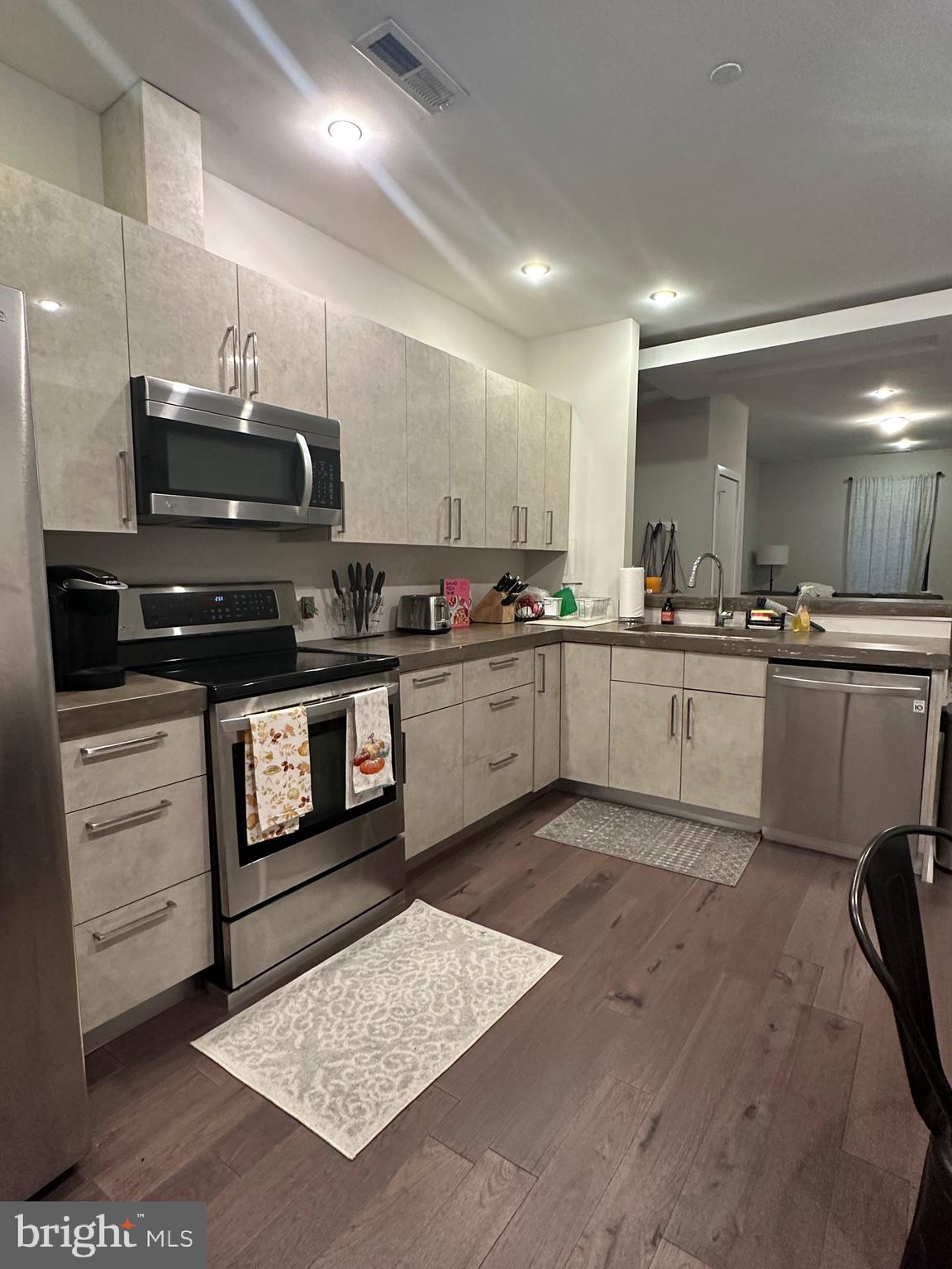 NORTHERN LIBERTIES - Residential Lease
