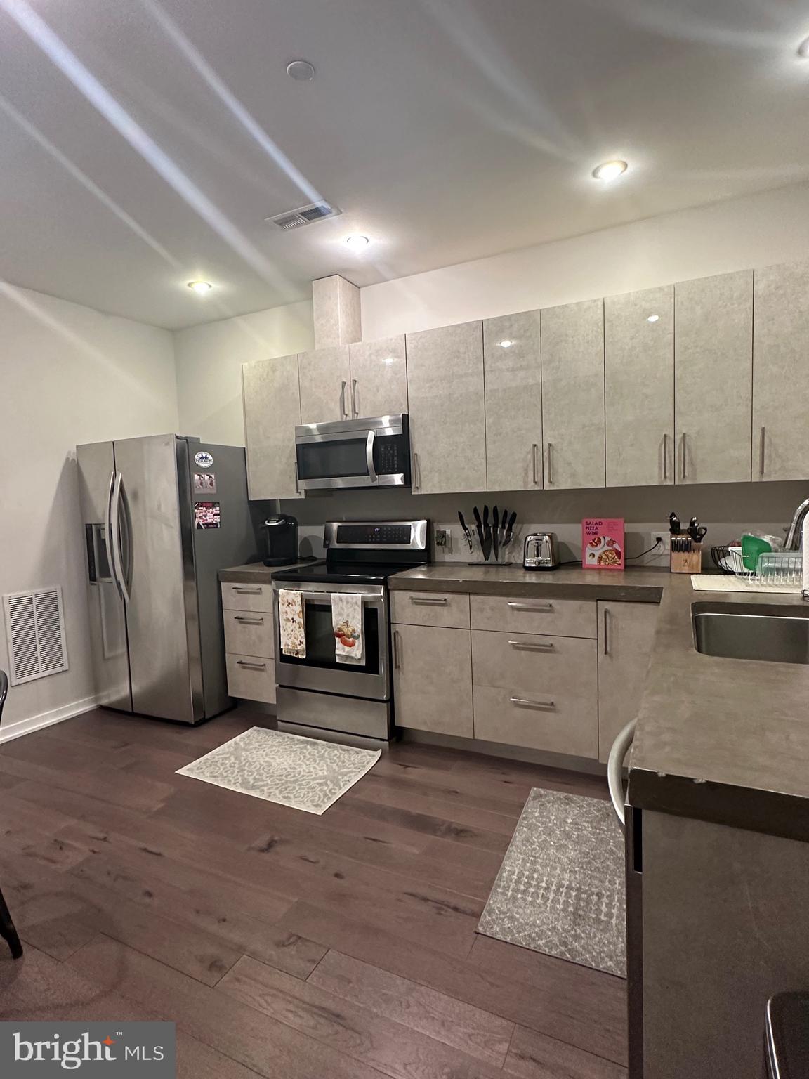 NORTHERN LIBERTIES - Residential Lease