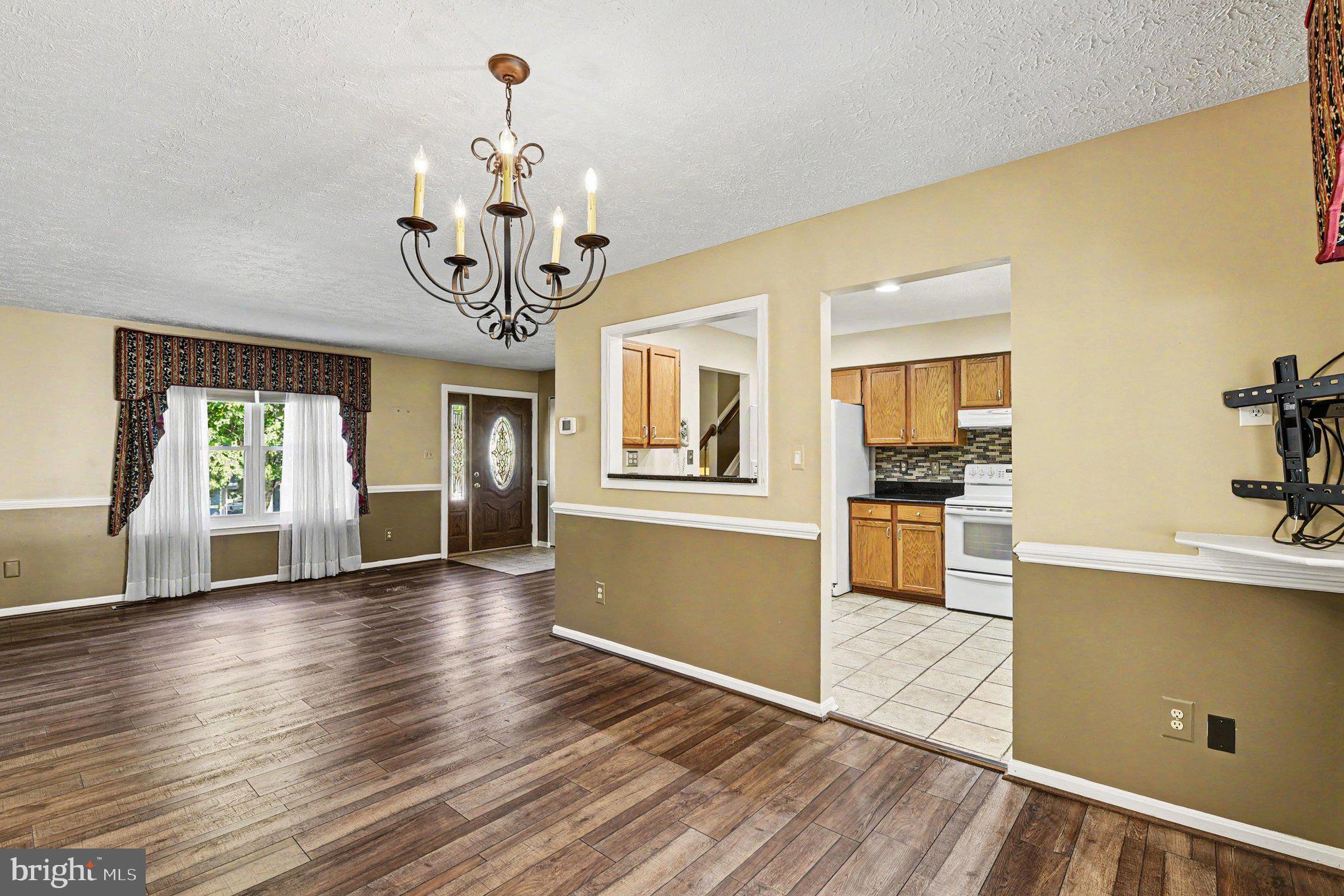 OAK HURST - Residential