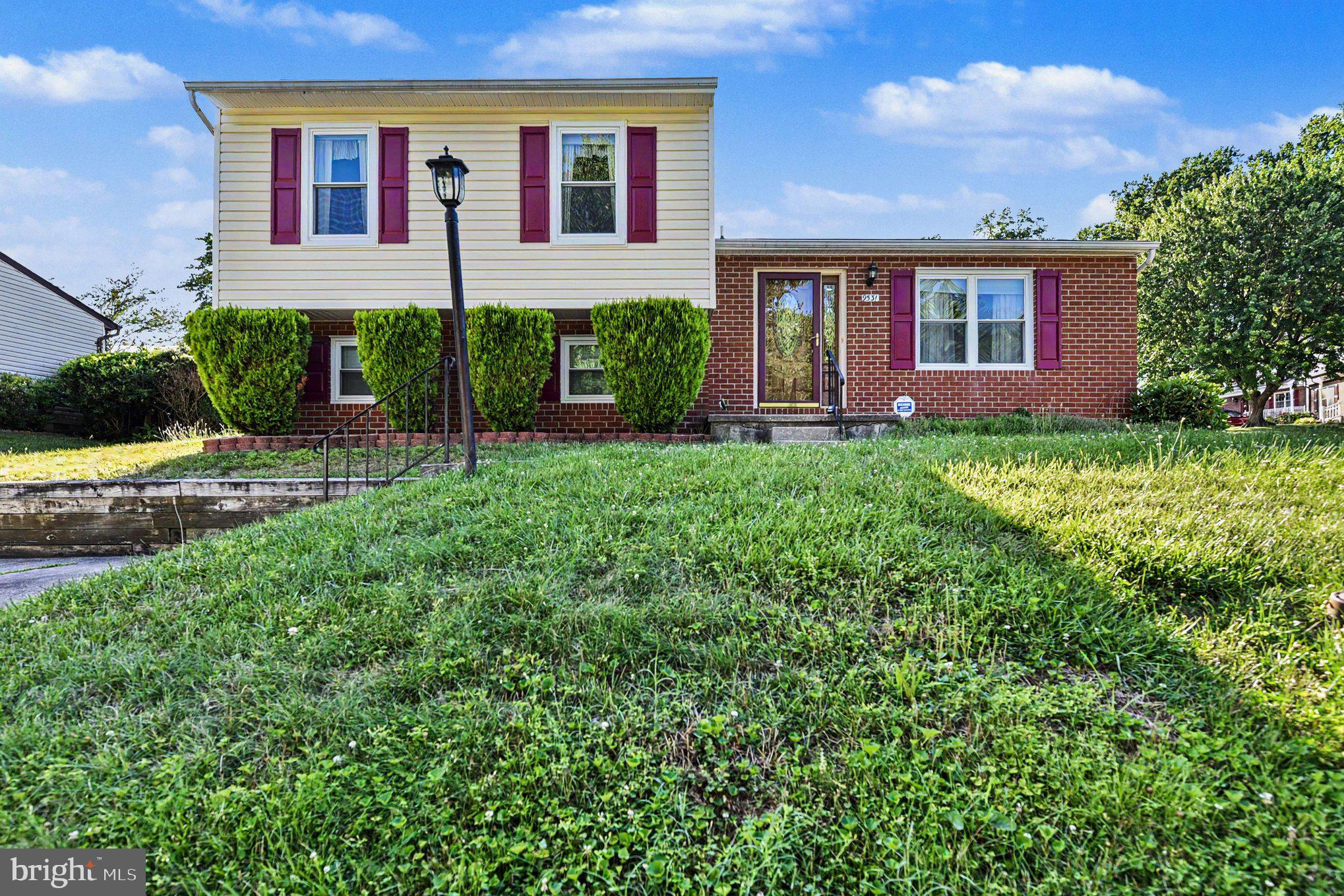 OAK HURST - Residential