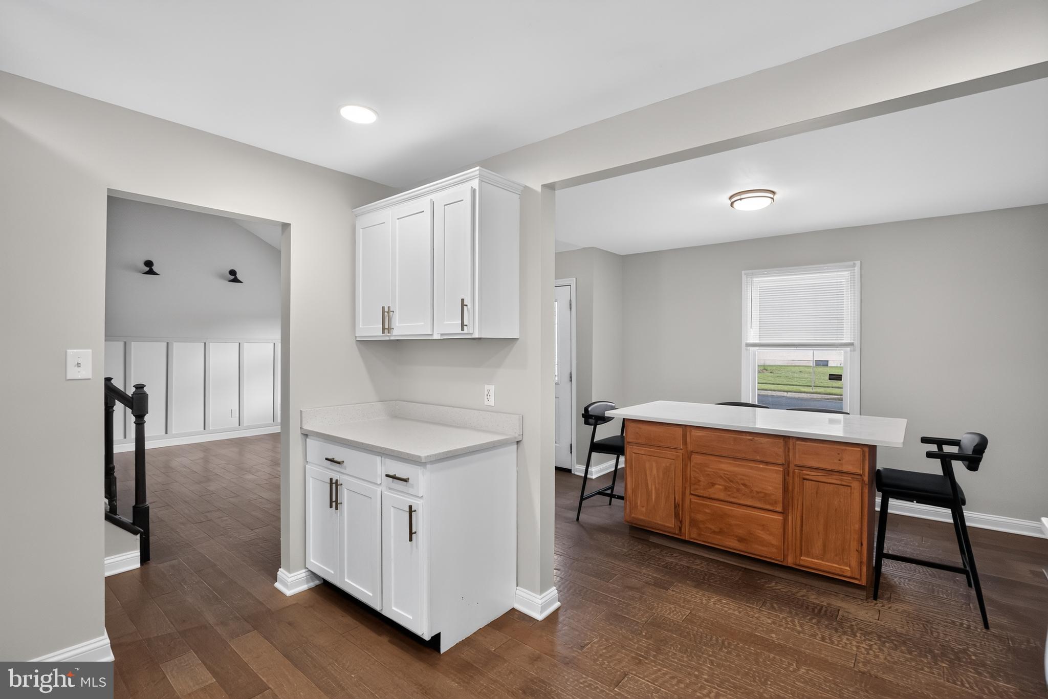 LINTHICUM OAKS - Residential