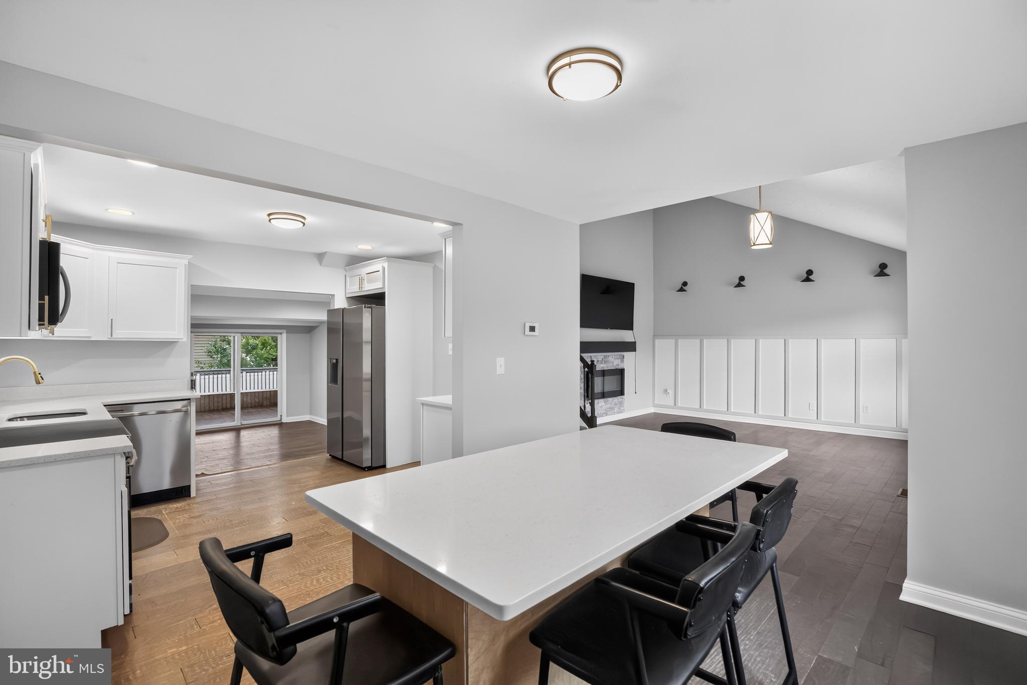 LINTHICUM OAKS - Residential