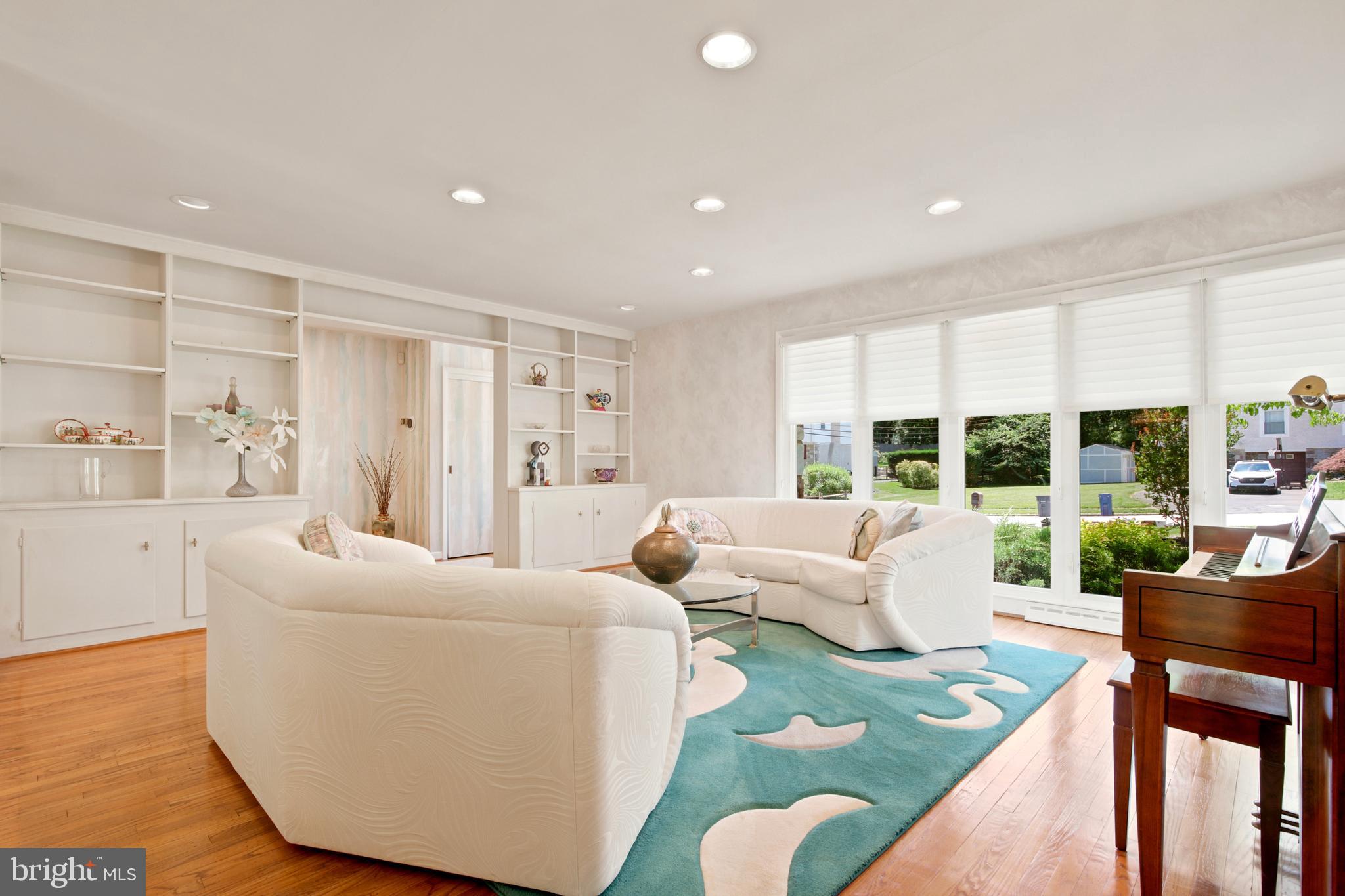 JUNE MEADOWS - Residential
