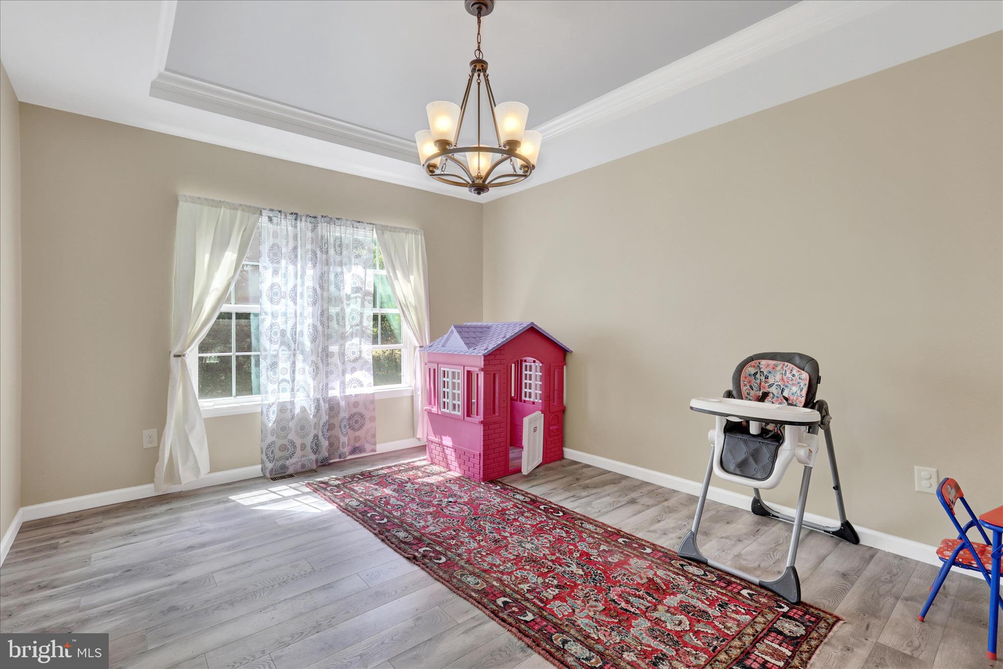 SPRING RUN ESTATES - Residential