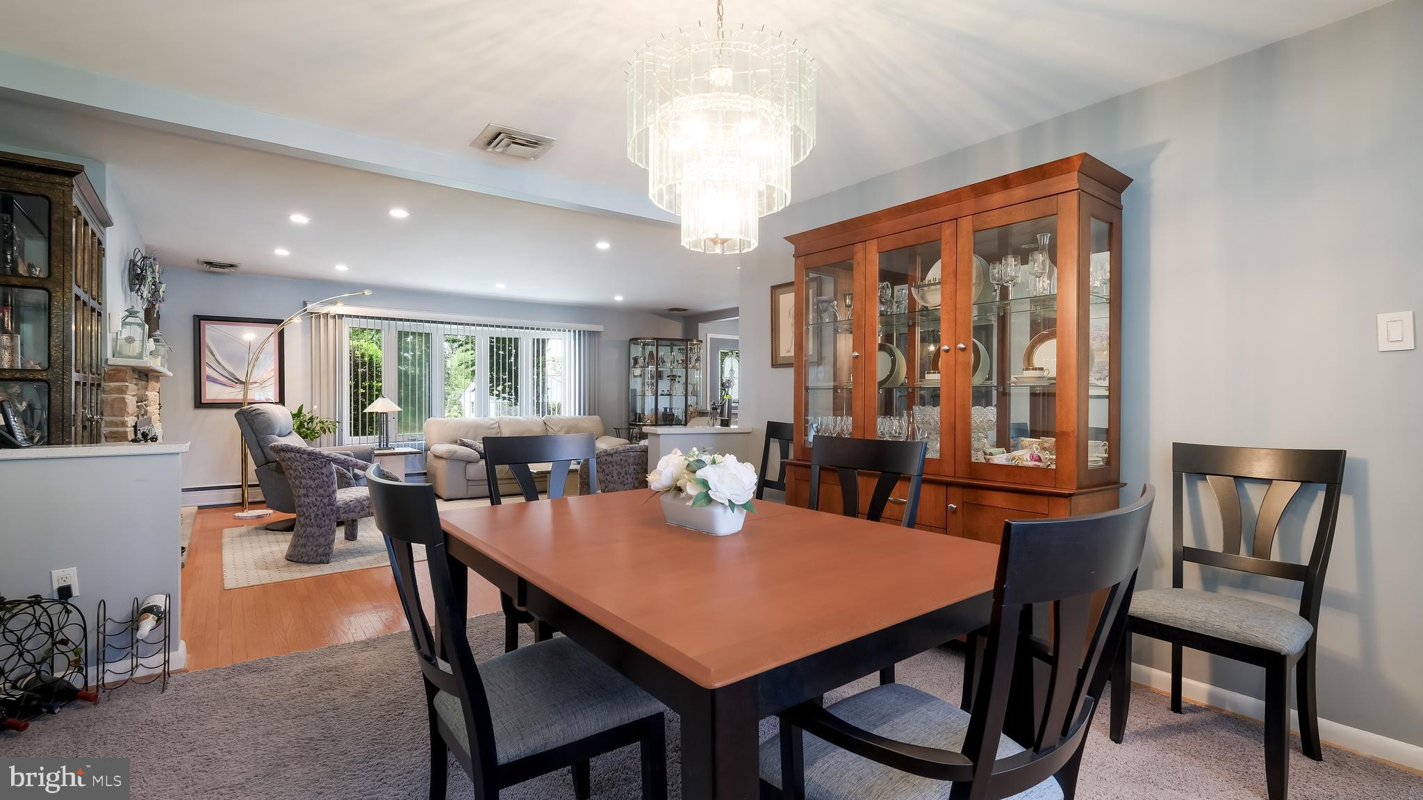 MEADOWBROOK - Residential