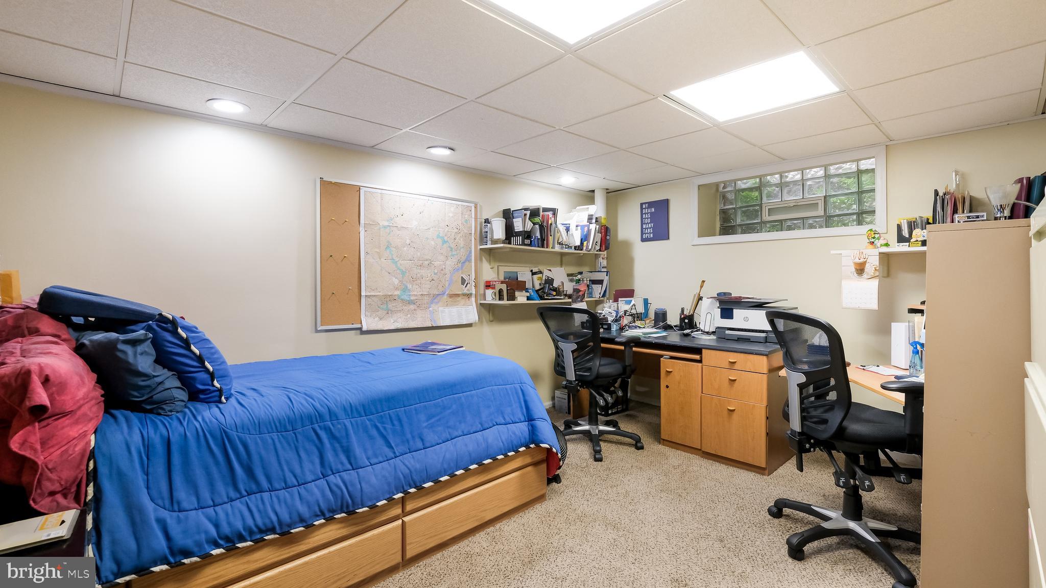 MEADOWBROOK - Residential