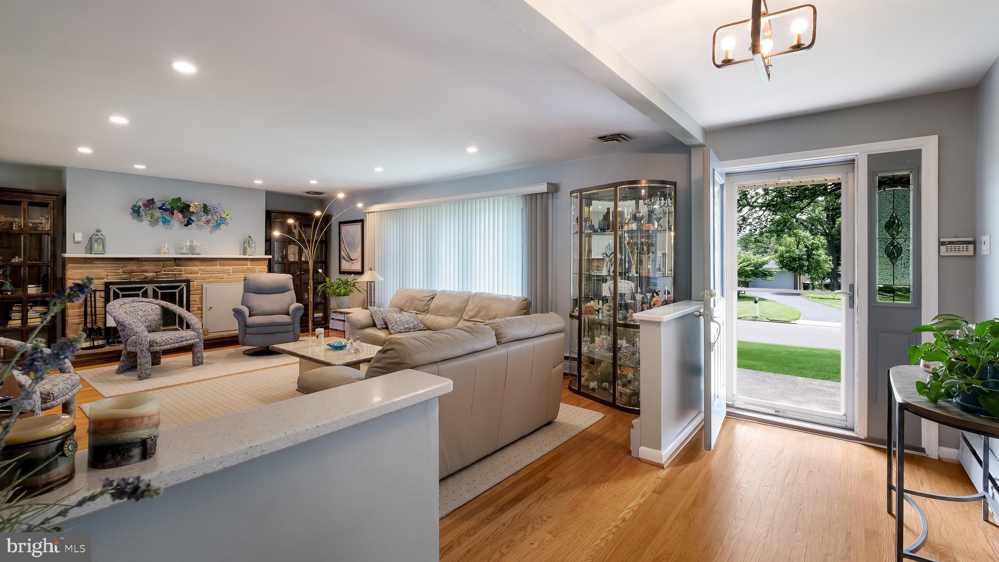MEADOWBROOK - Residential